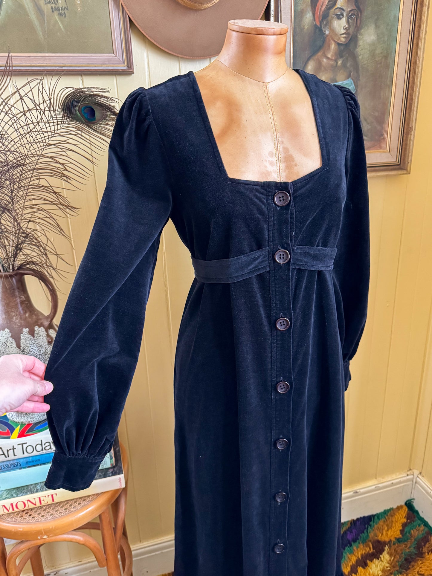 VINTAGE 1970S LIZZIE COTTON VELVET BUTTON THROUGH MAXI PEASANT DRESS S/M