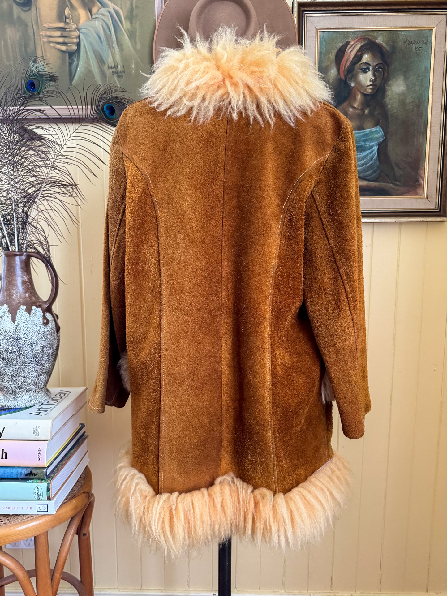 VINTAGE 1970S TAN SUEDE SHEEPSKIN LONGLINE PENNY LANE COAT M/L
