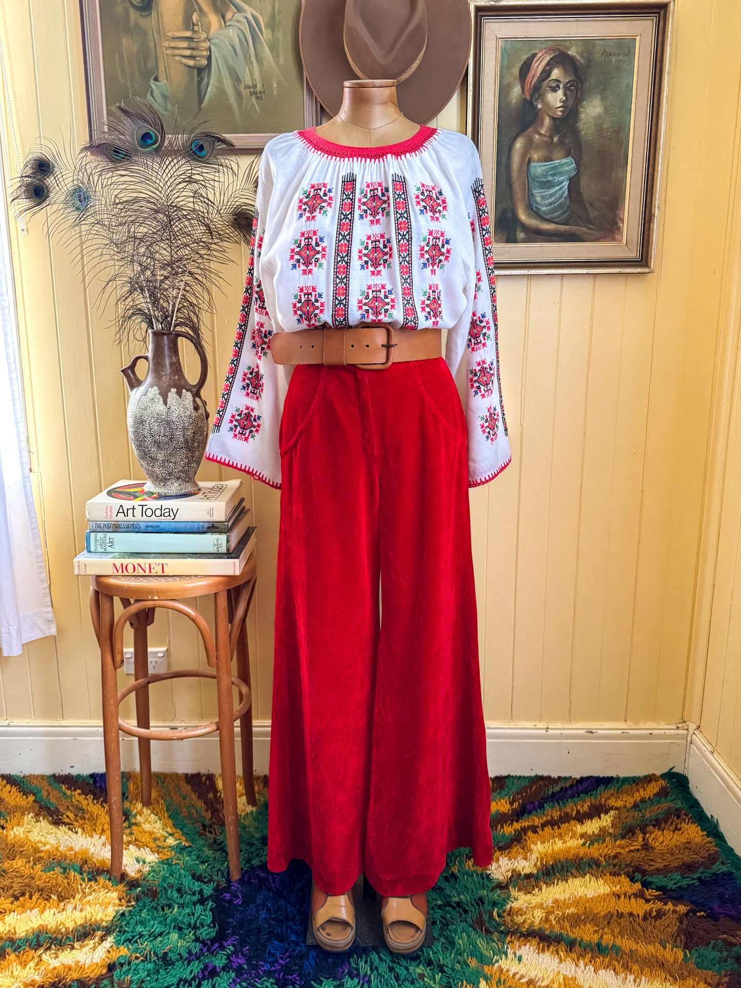 VINTAGE 1970S ST CHARLES RED VELVET WIDE LEG FLARE PANTS S/M