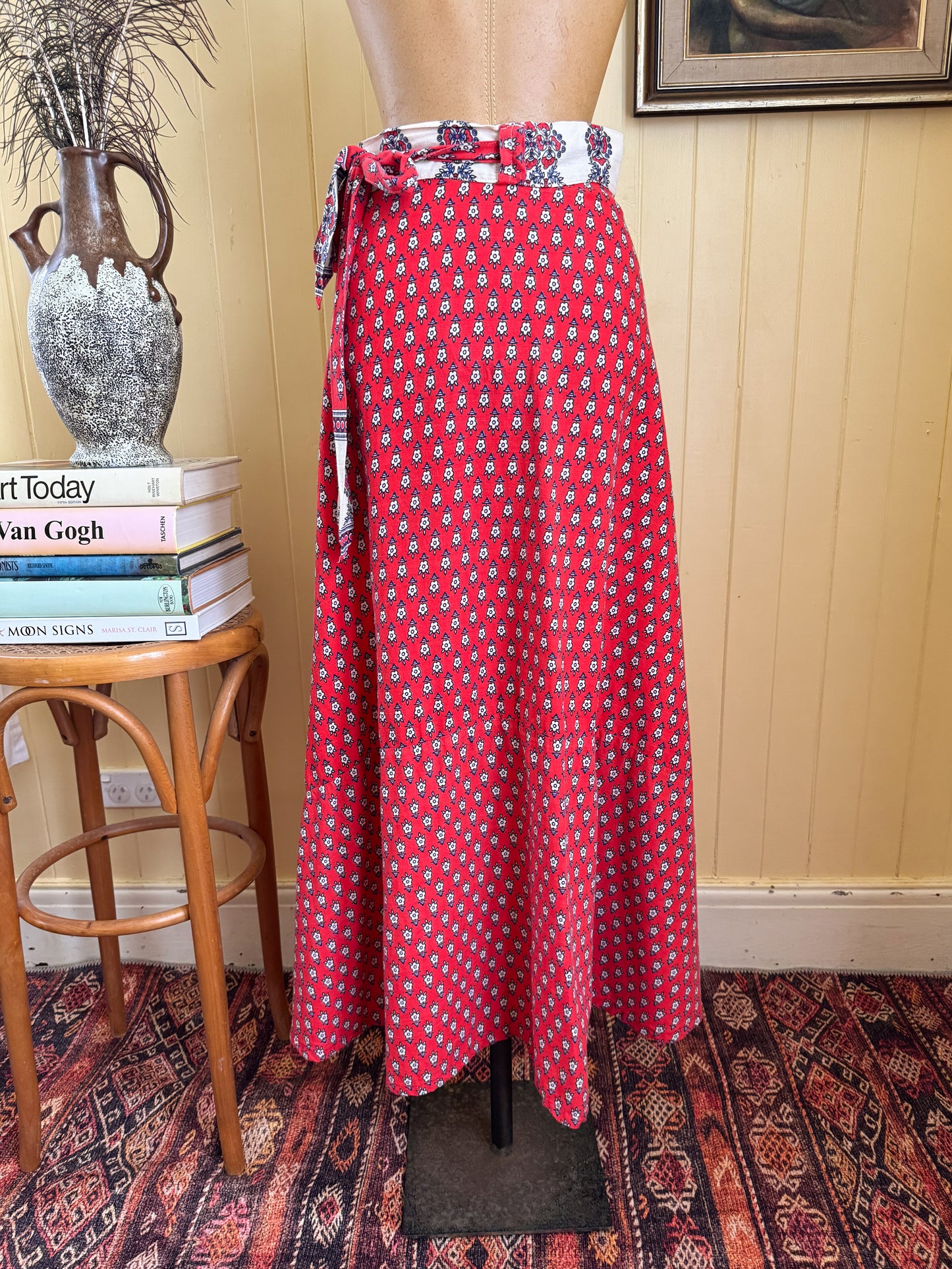 VINTAGE 1970S PAKISTANI RED COTTON BLOCK PRINT WRAP MAXI SKIRT S/M
