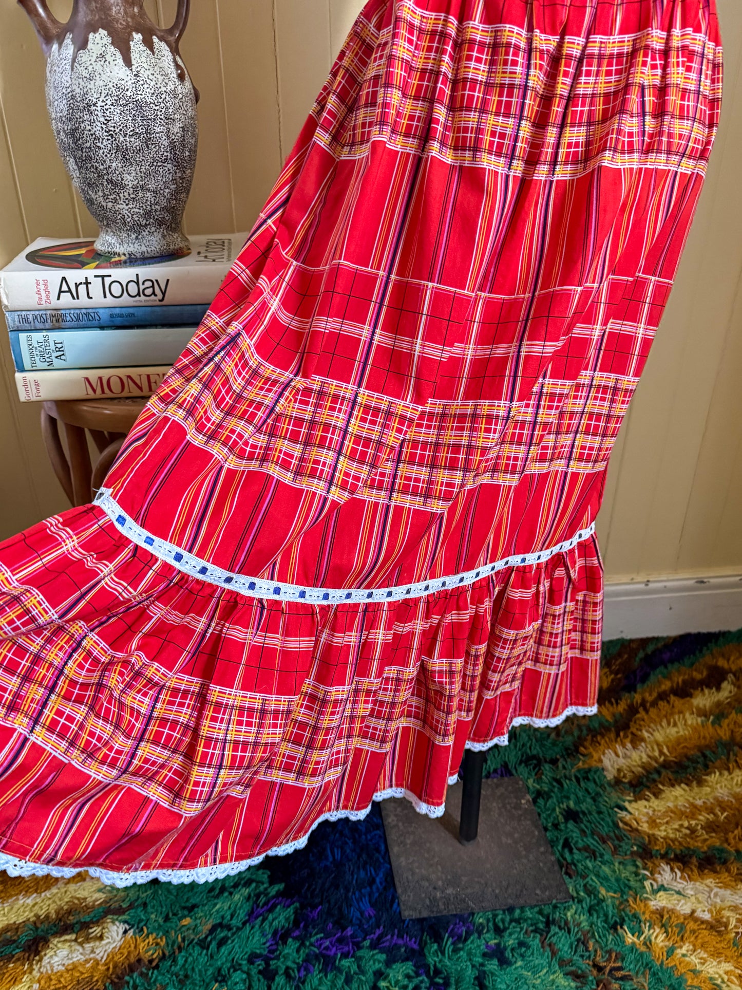 VINTAGE 1970S RED PLAID COTTON LACE TIERED MIDI PRAIRIE SKIRT S