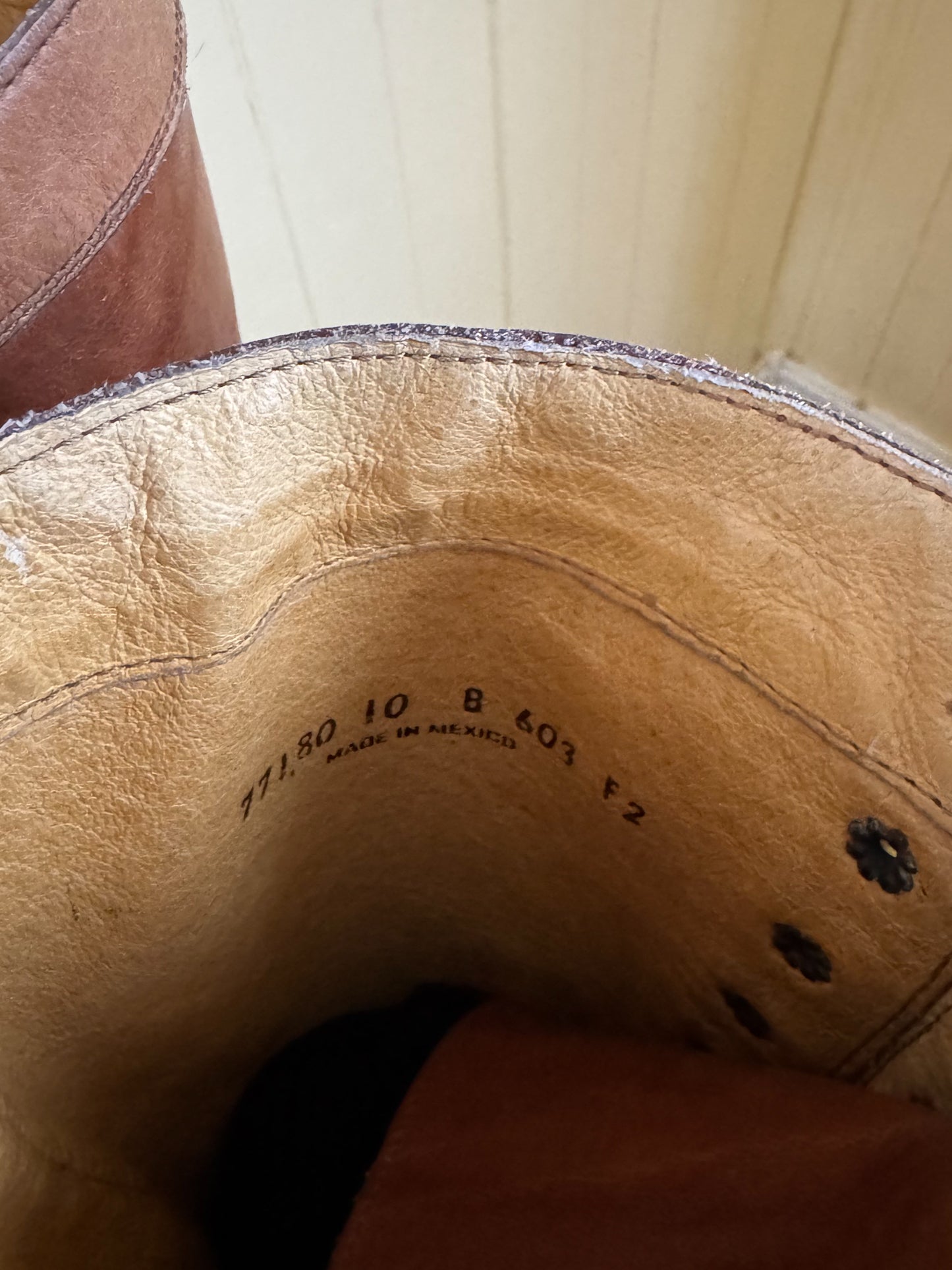 VINTAGE FRYE CAMPUS LEATHER MID CALF LACE UP BOOTS 10/41