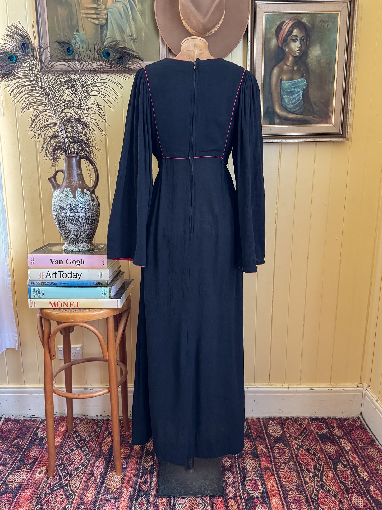 VINTAGE 1970S NEEPA INDIAN COTTON EMBROIDERED KIMONO SLEEVE MAXI DRESS S