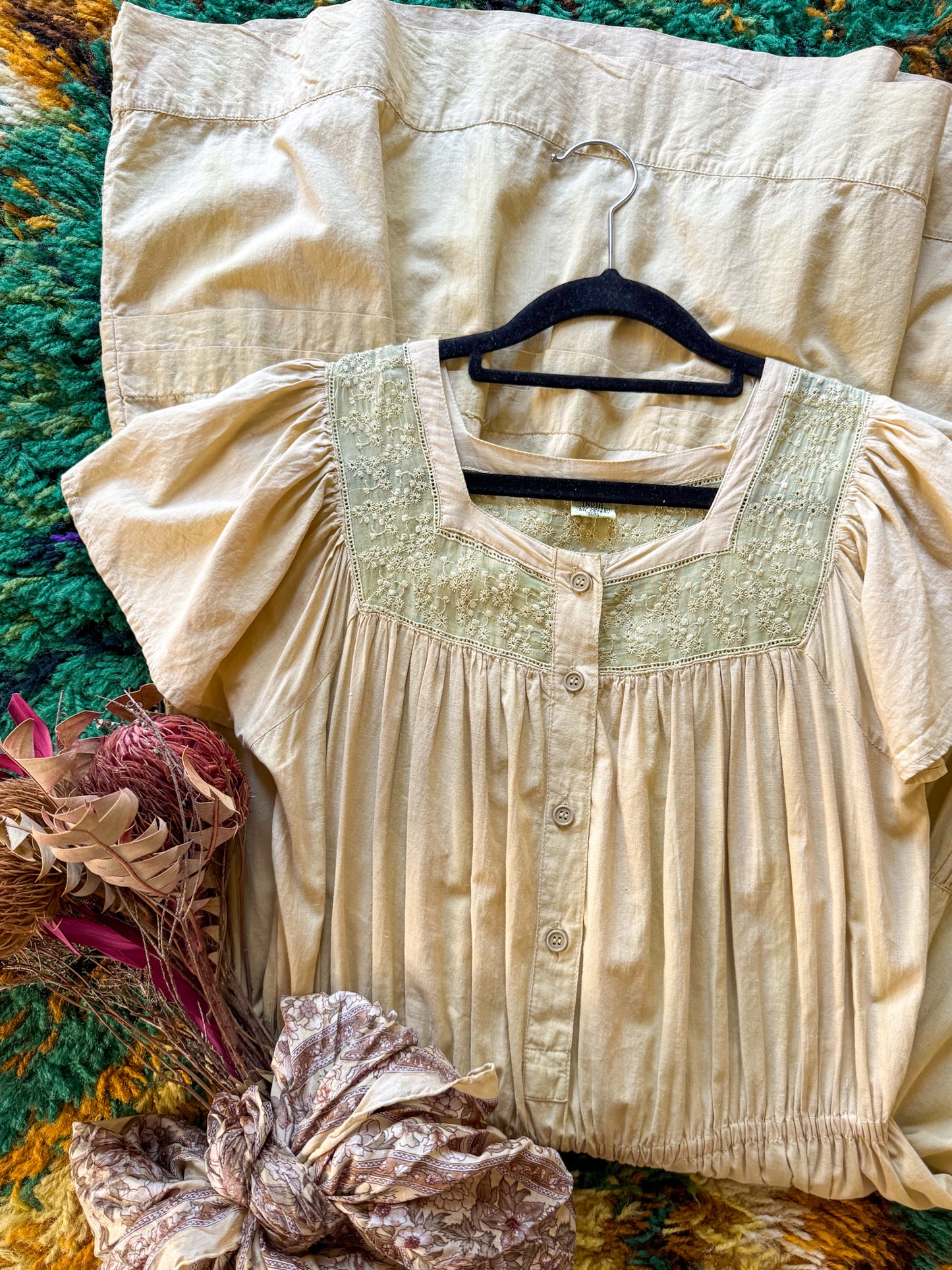 VINTAGE 1970S INDIAN COTTON LACE INSERT MIDI BUTTON DRESS S/M