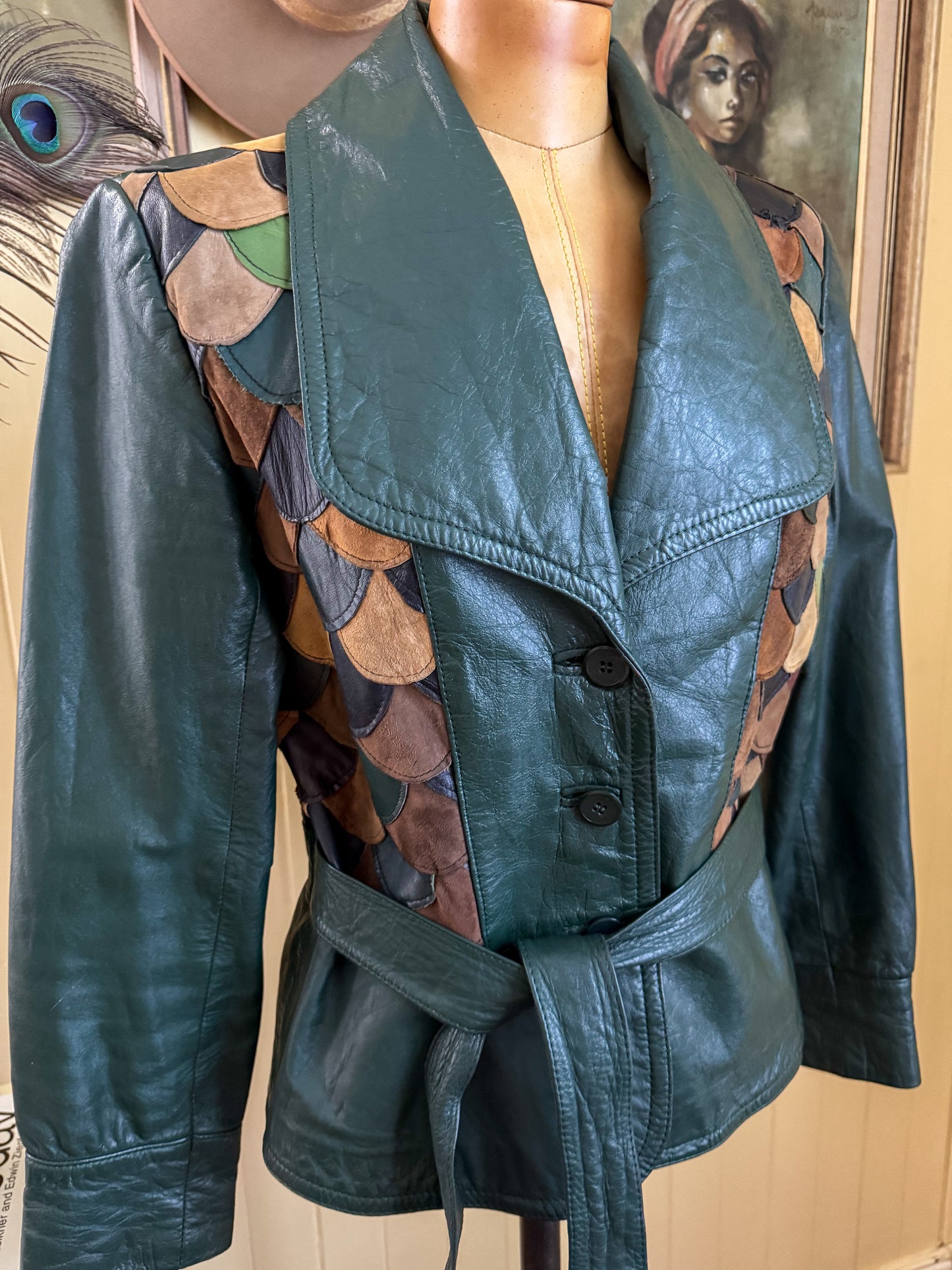 VINTAGE 1970S RARE KOREAN SCALLOPED PATCHWORK LEATHER JACKET S/M