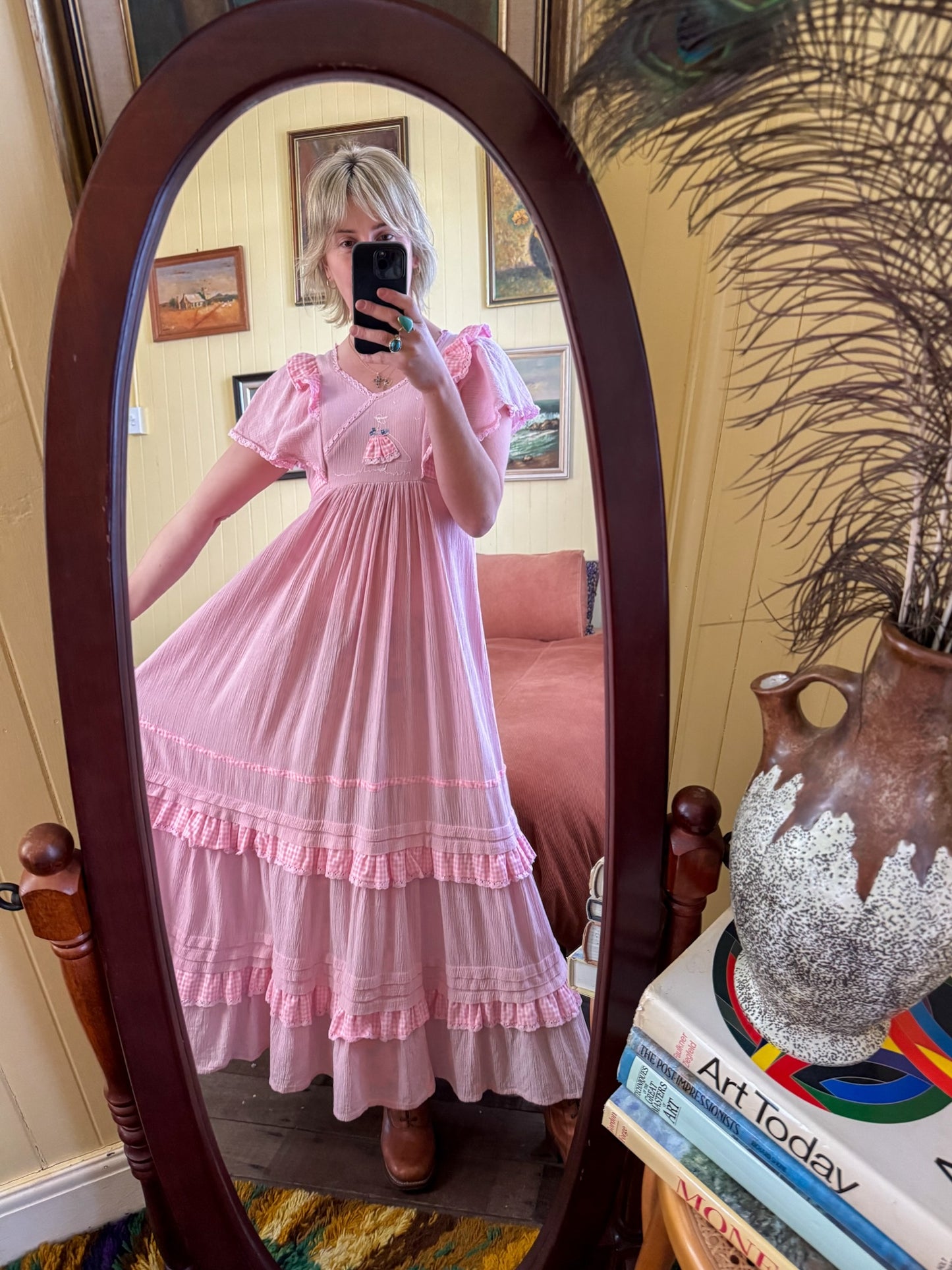 VINTAGE 1970S COTTON CHEESECLOTH GAUZE APPLIQUE RUFFLED MAXI DRESS M