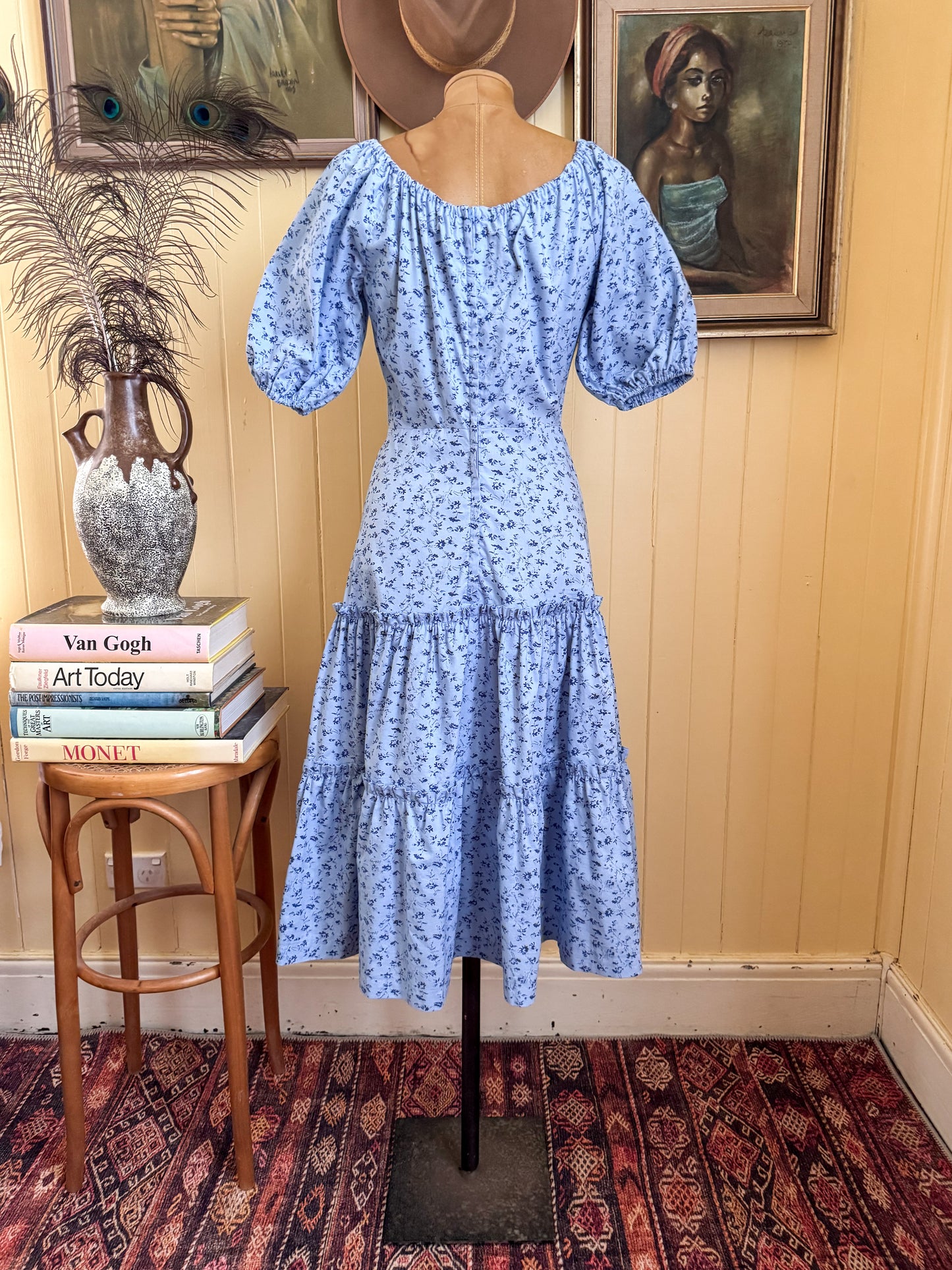 VINTAGE 1980S LAURA ASHLEY COTTON FLORAL + LOGO PRINT PEASANT DRESS XS/S