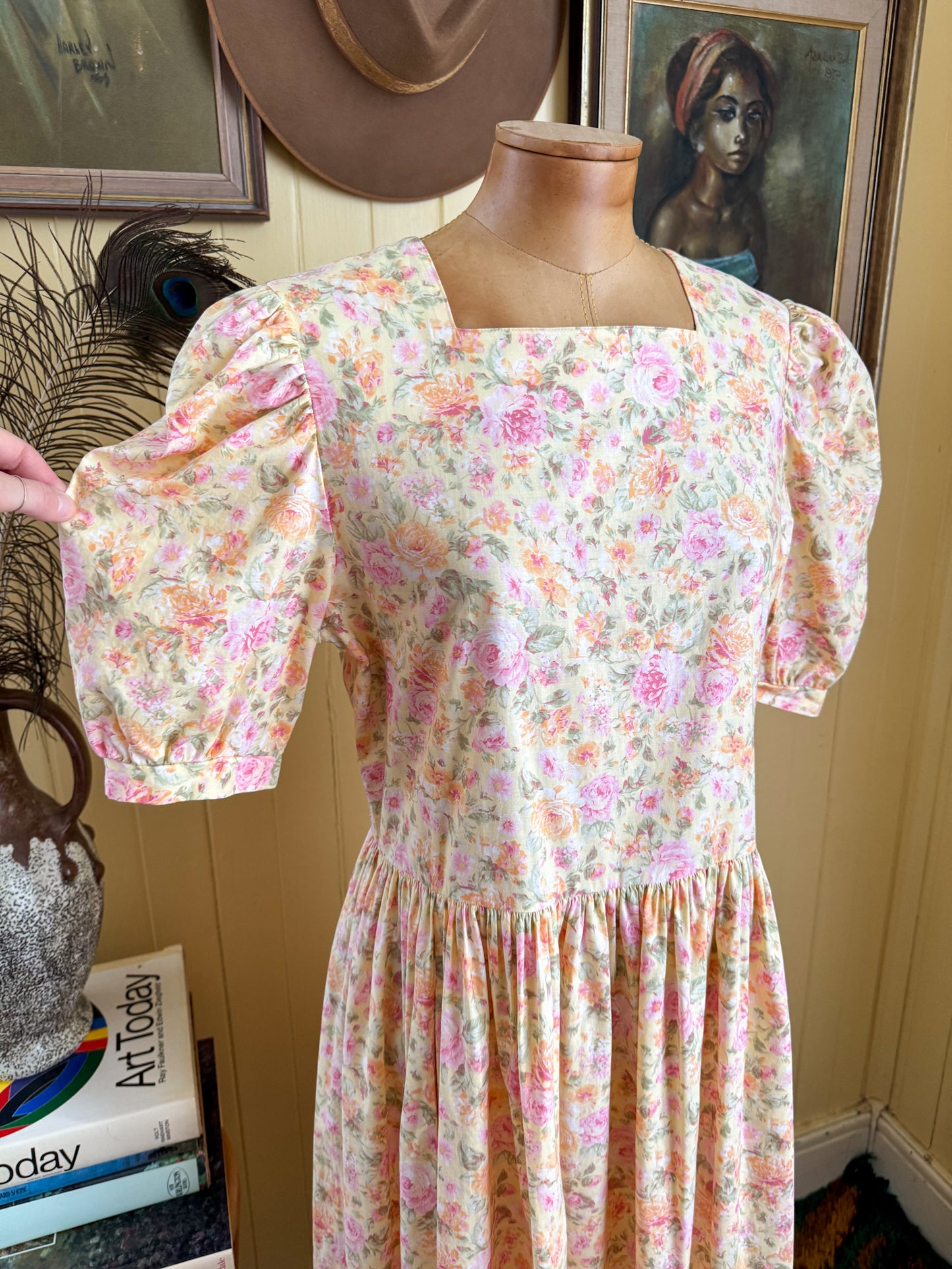 VINTAGE 1990S LAURA ASHLEY COTTON FLORAL PRINT PRAIRIE DRESS M/L