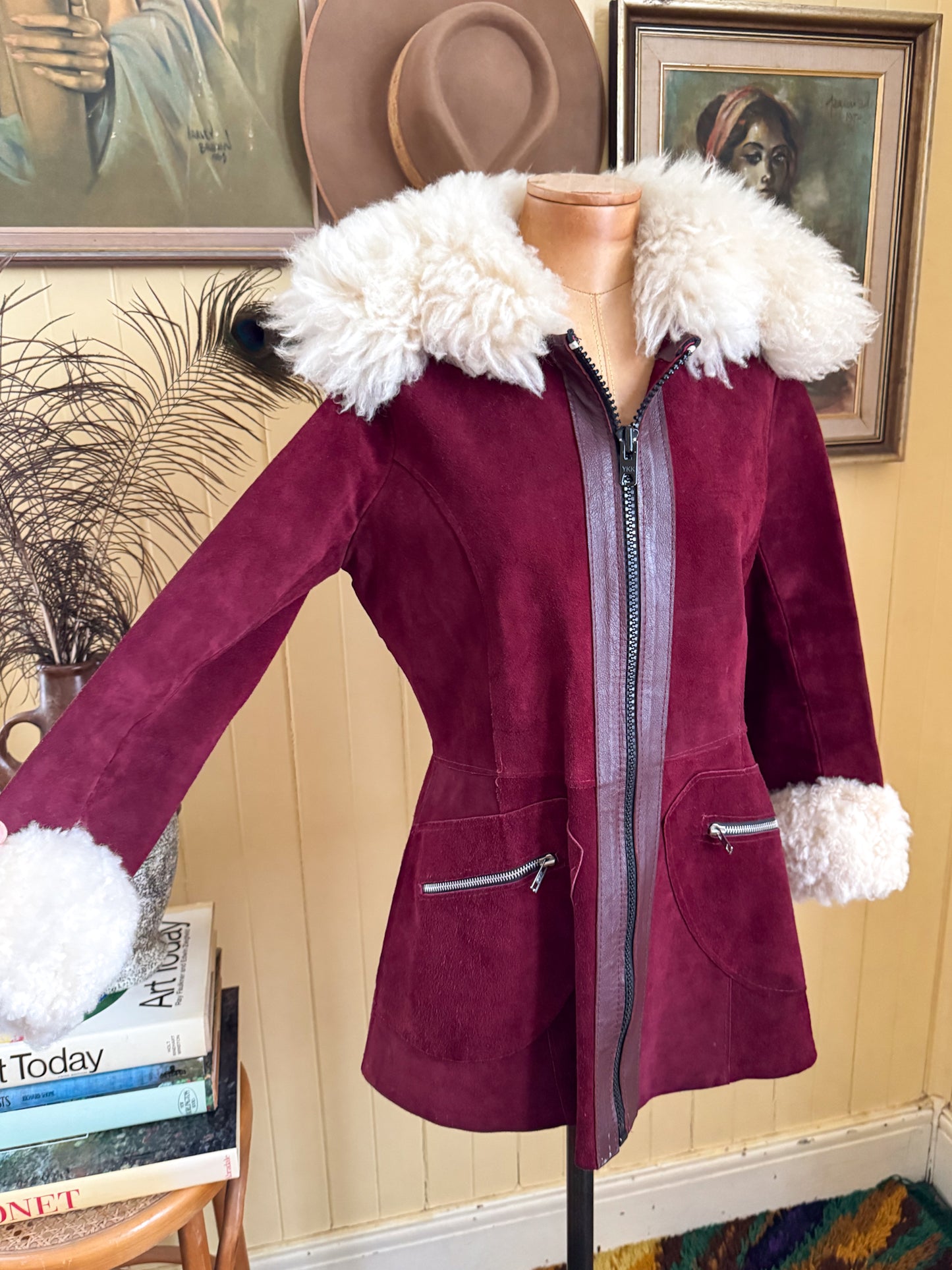 VINTAGE 1970S PLUM SUEDE LEATHER FLUFFY SHEARLING PENNY LANE JACKET S/M