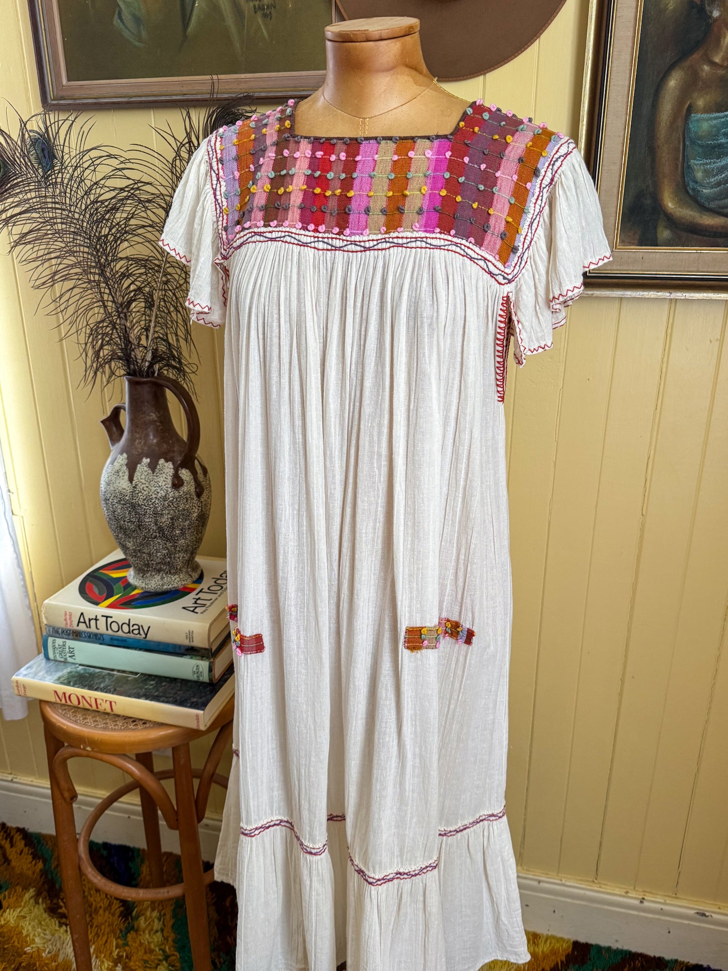 VINTAGE 1970S COTTON CHEESECLOTH EMBROIDERED MIDI SUNDRESS S/M/L