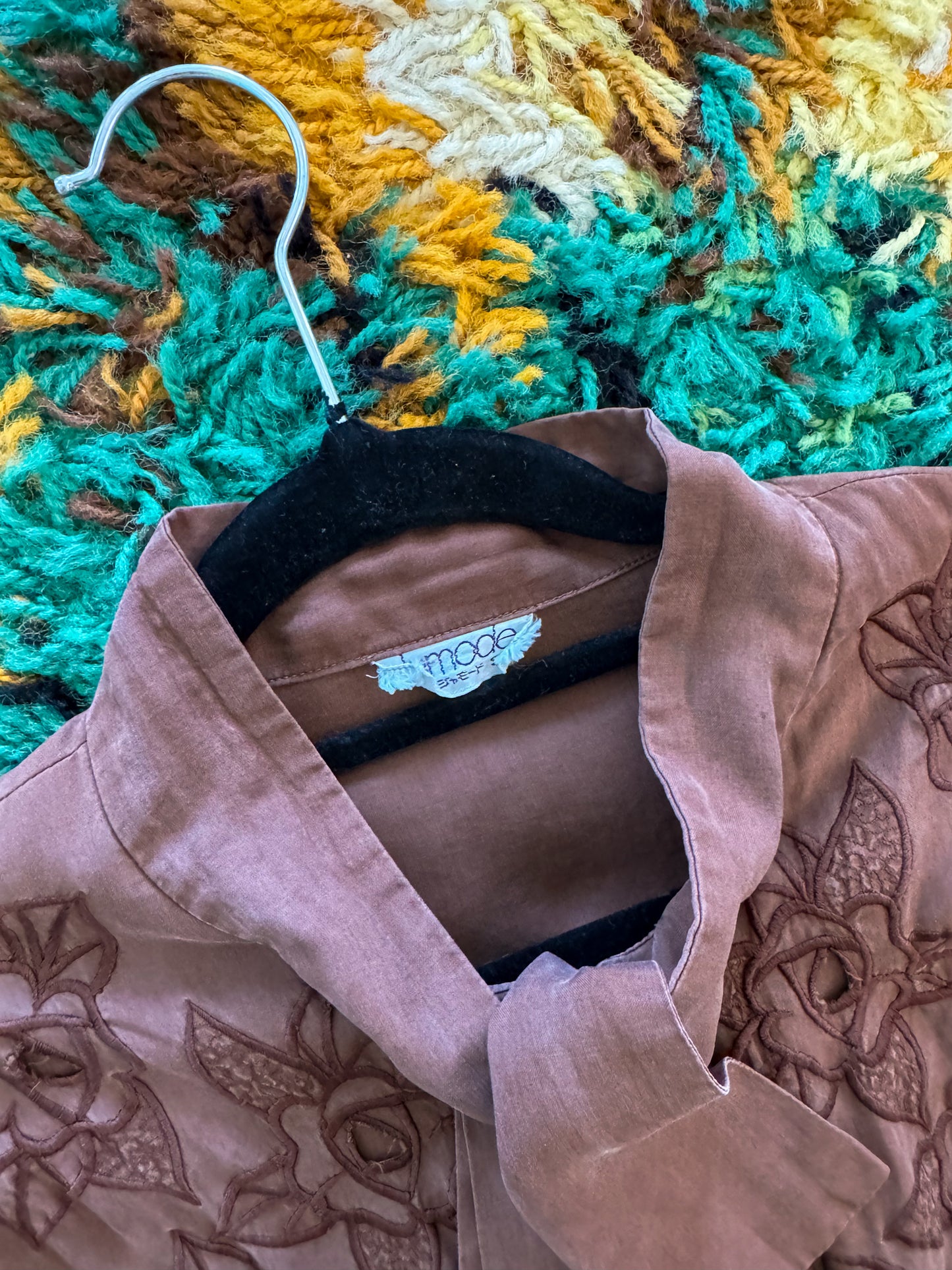 VINTAGE 1980S JAPANESE SILK CHOCOLATE EMBROIDERED COLLAR BLOUSE S/M