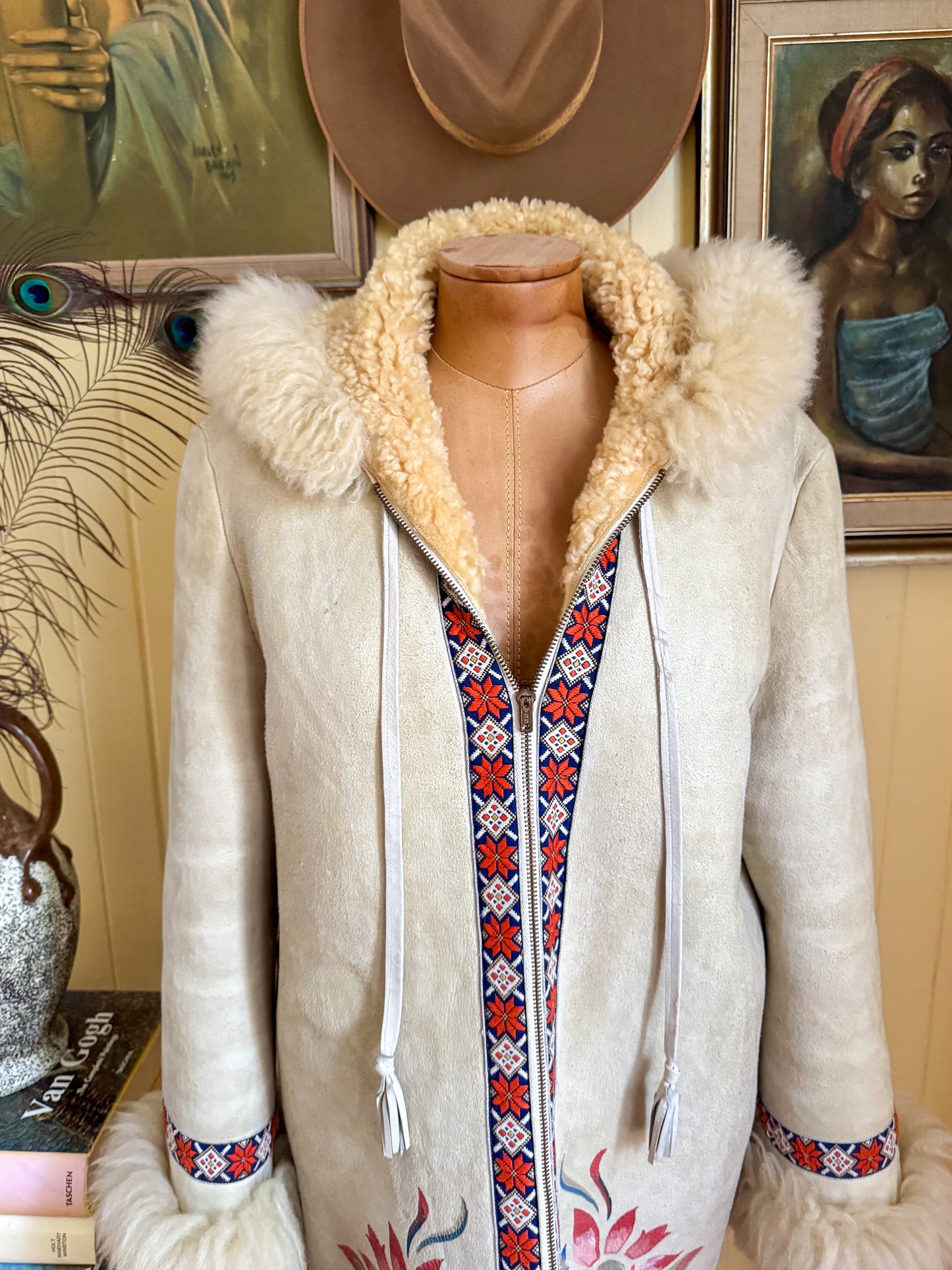 VINTAGE 1970S PENNY LANE SUEDE PAINTED SHEEPSKIN HOODED COAT M