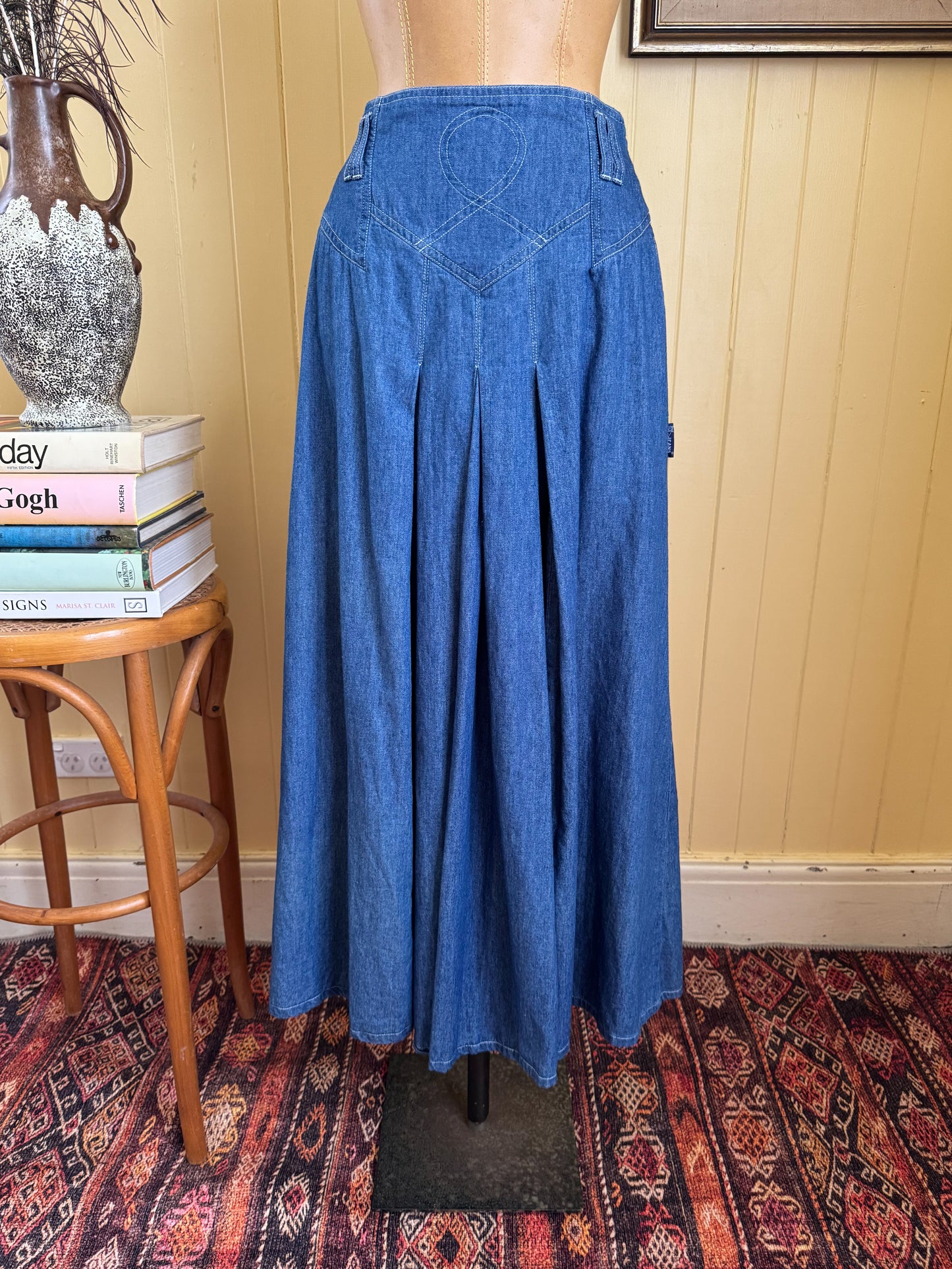 VINTAGE 1980S JAG DENIM HIGH WAISTED YOKE PLEATED MAXI SKIRT S