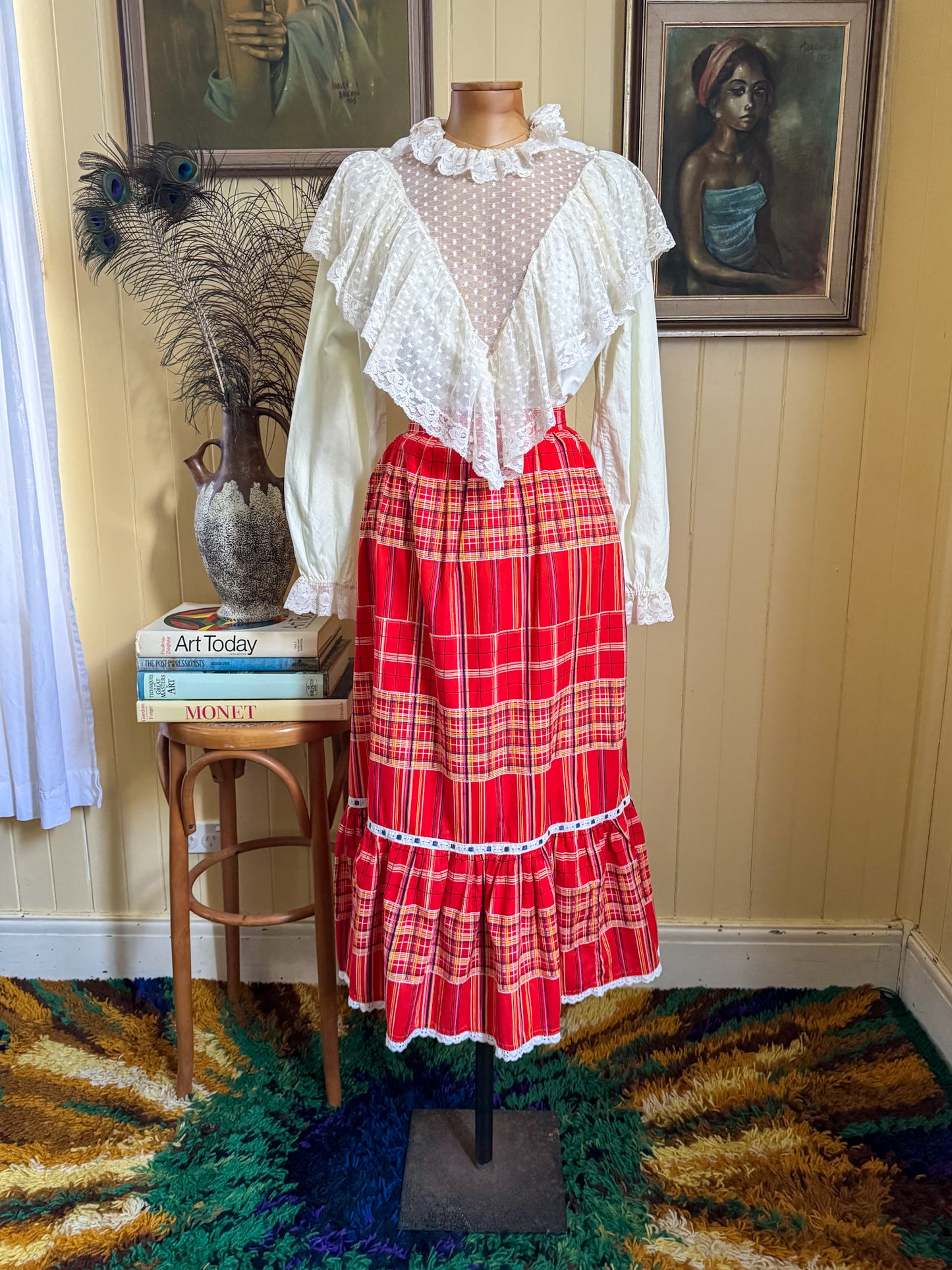 VINTAGE 1970S RED PLAID COTTON LACE TIERED MIDI PRAIRIE SKIRT S