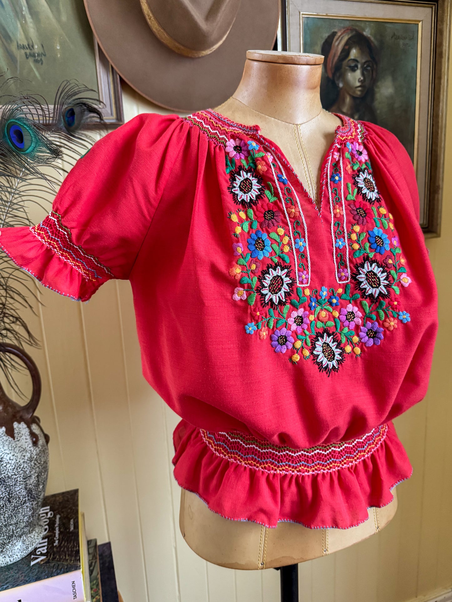 VINTAGE 1970S HUNGARIAN RED COTTON BLEND EMBROIDERED PEASANT BLOUSE S