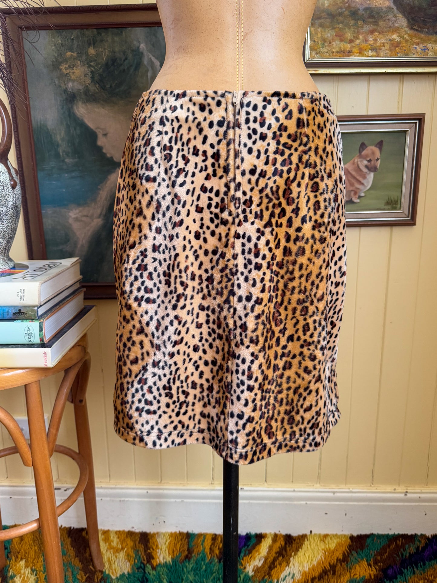 VINTAGE 1990S PAISLEY PARK LEOPARD FAUX FUR LEOPARD FITTED SKIRT M