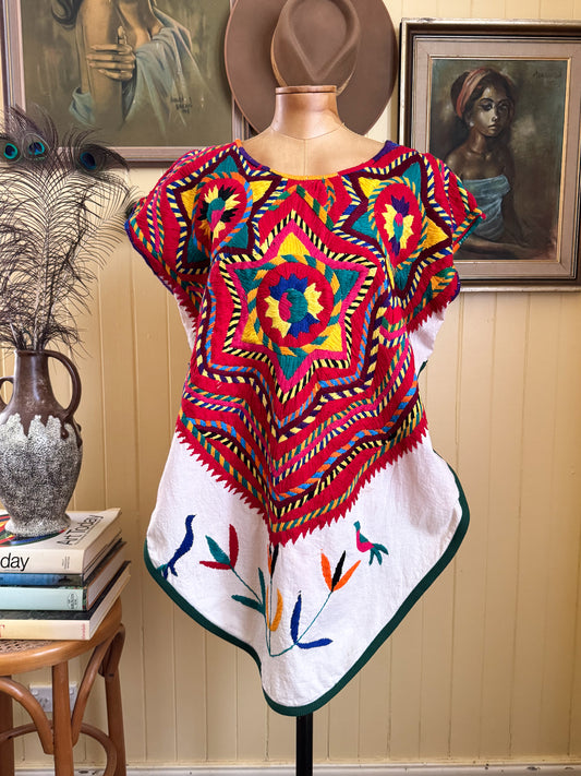 VINTAGE GUATEMALAN EMBROIDERED WOVEN COTTON HUIPIL OOAK PONCHO TOP M/L