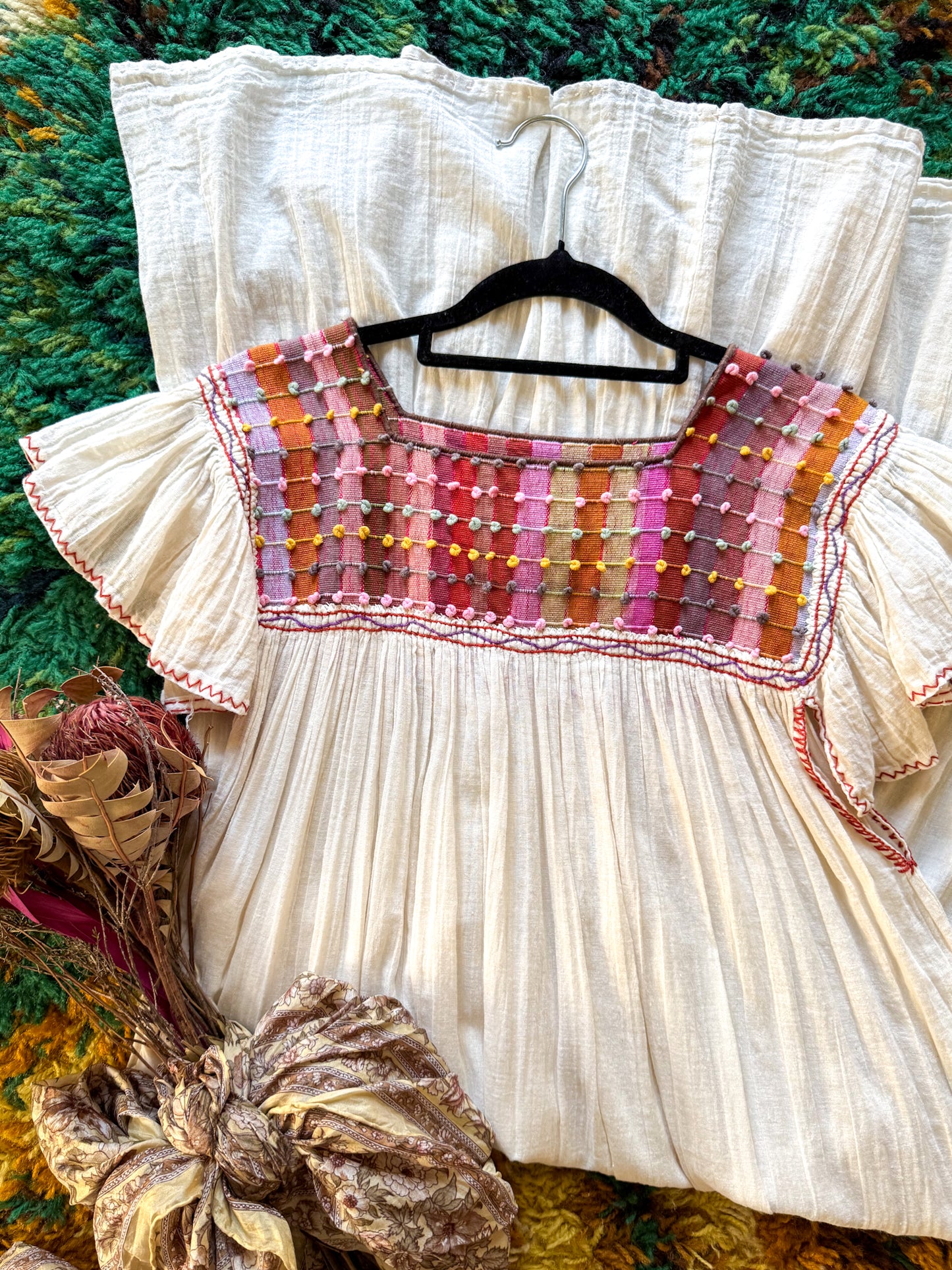 VINTAGE 1970S COTTON CHEESECLOTH EMBROIDERED MIDI SUNDRESS S/M/L