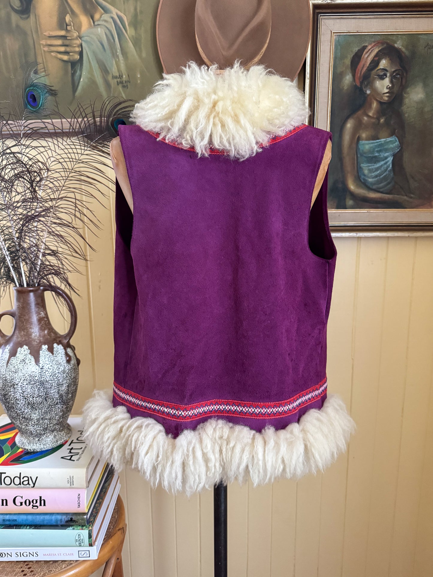 VINTAGE 1970S PURPLE SUEDE LEATHER PENNY LANE SHEARLING VEST S/M