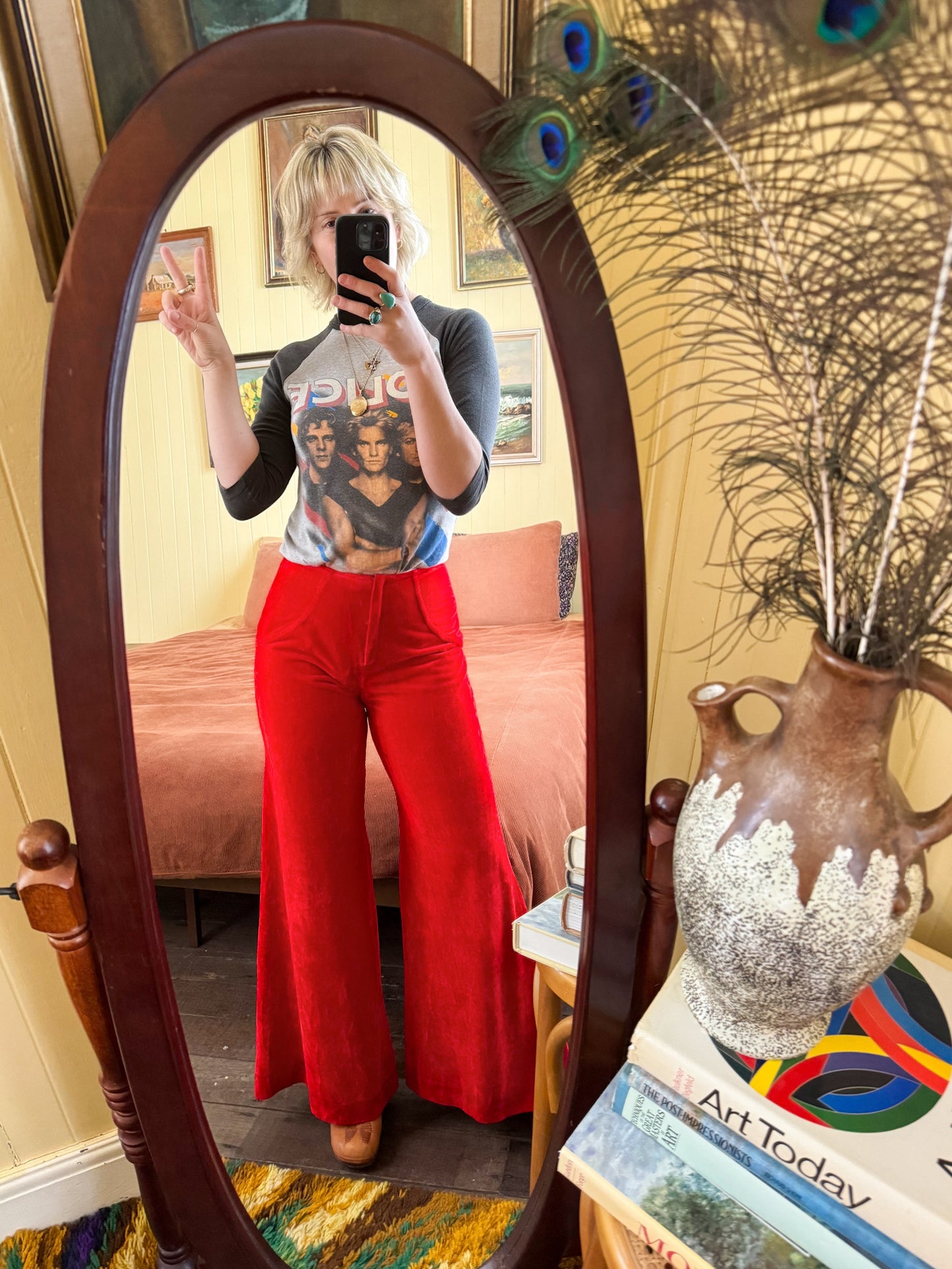 VINTAGE 1970S ST CHARLES RED VELVET WIDE LEG FLARE PANTS S/M