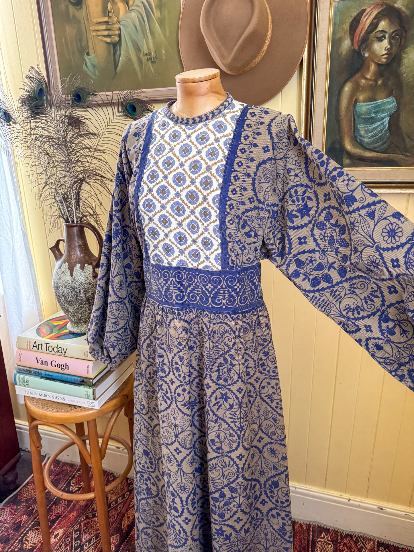 VINTAGE 1970S COTTON CORDUROY PRINTED MAXI PEASANT DRESS M