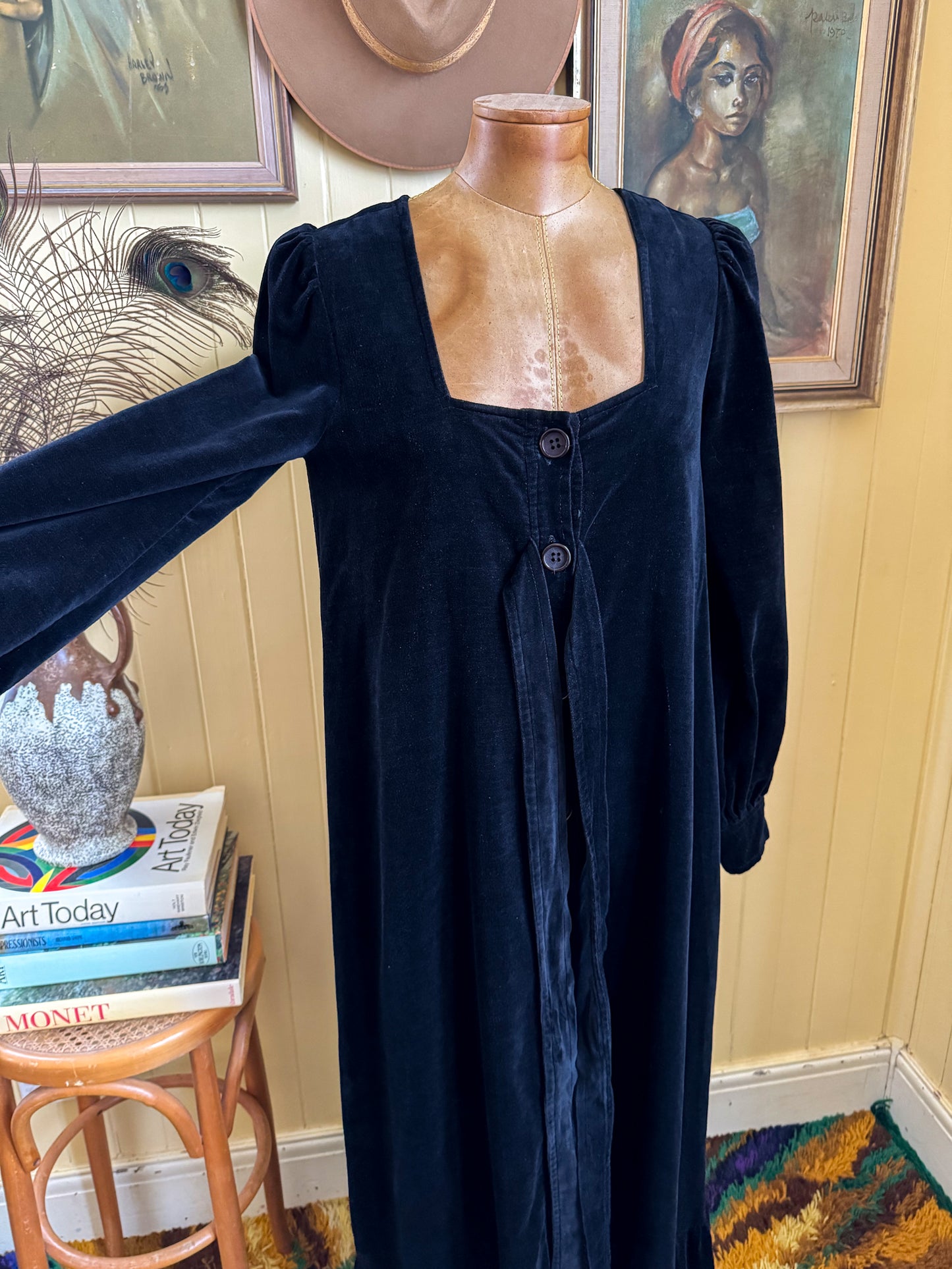 VINTAGE 1970S LIZZIE COTTON VELVET BUTTON THROUGH MAXI PEASANT DRESS S/M