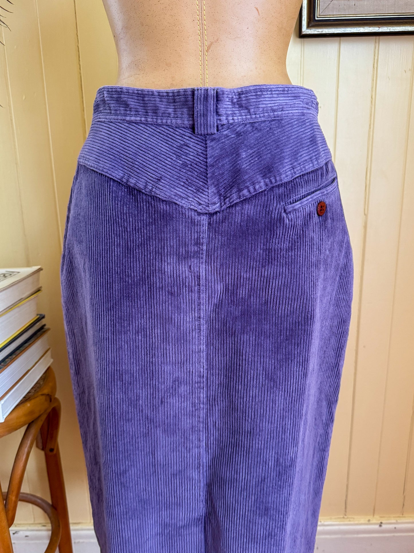 VINTAGE 1980S SPORTSCRAFT COTTON CORDUROY MIDI PENCIL SKIRT S/M