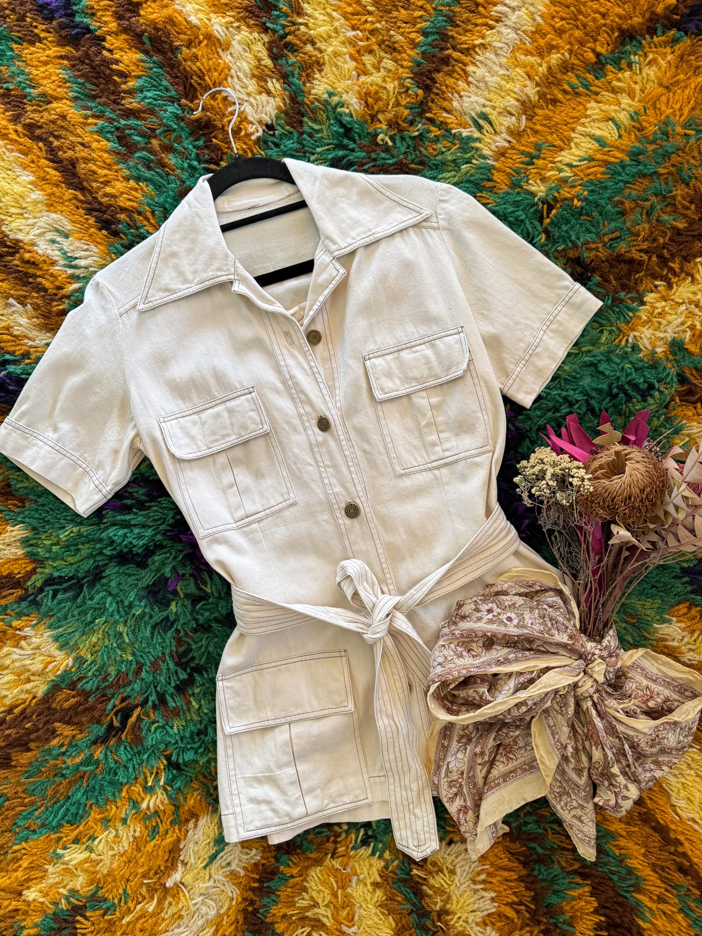 VINTAGE 1970S OFF WHITE COTTON DRILL FITTED SAFARI SHIRT JACKET S/M