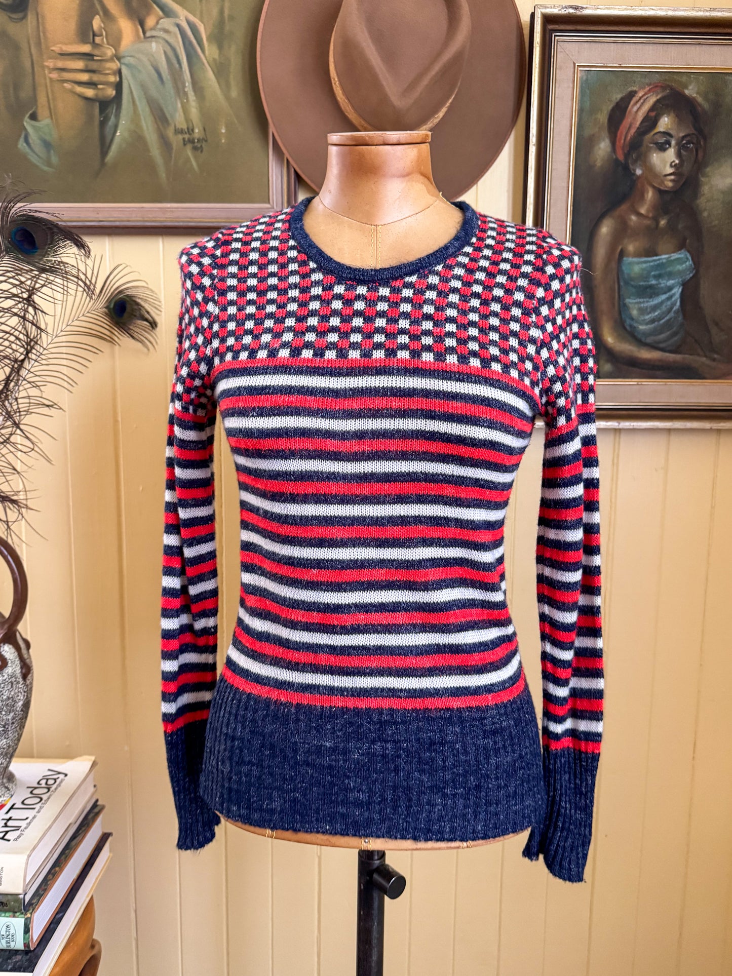 VINTAGE 1970S ANGORA BLEND KNITTED CHECK + STRIPE FITTED JUMPER XS