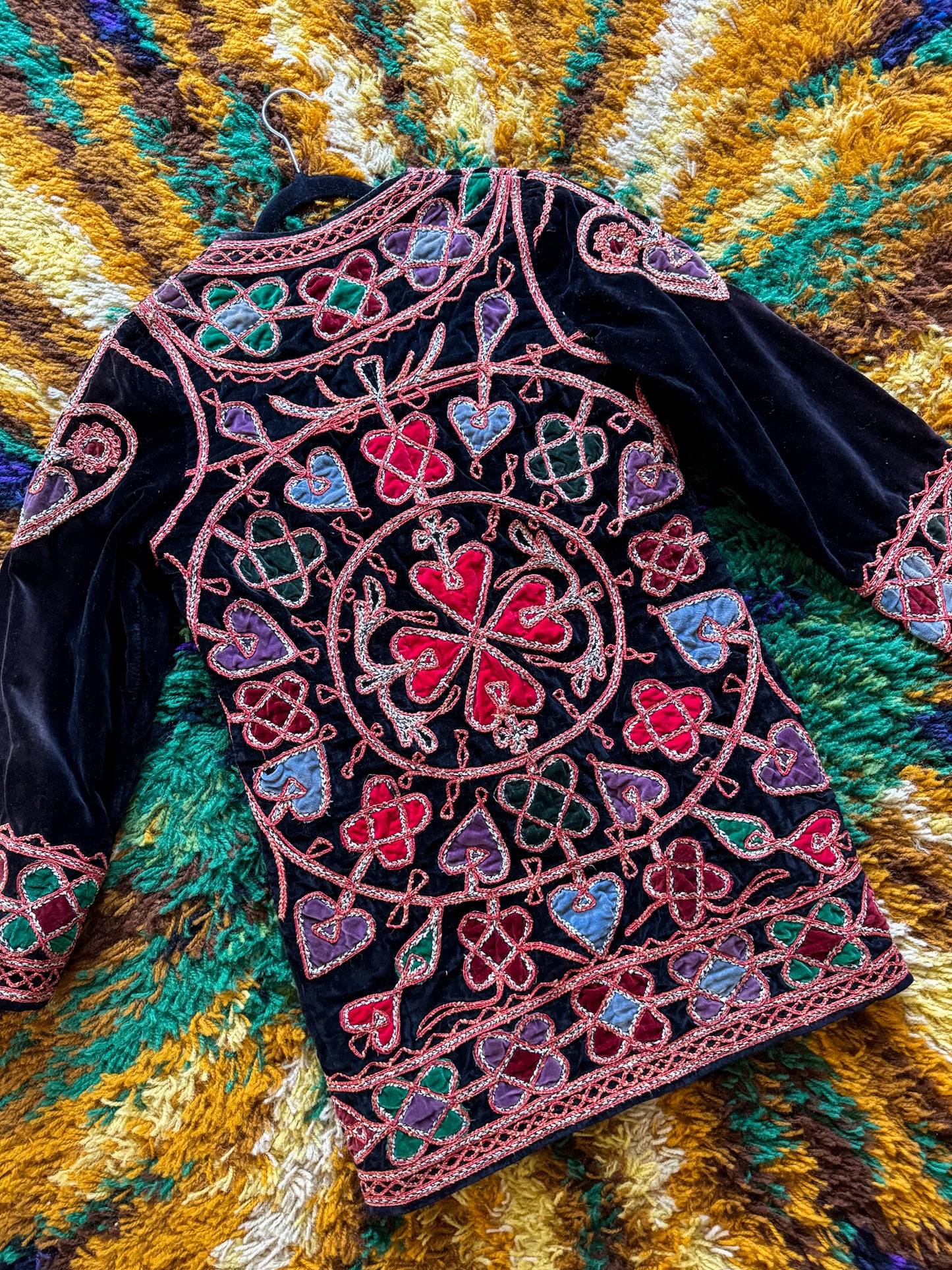 VINTAGE 1960S RARE PAKISTANI HEAVILY EMBROIDERED VELVET JACKET S