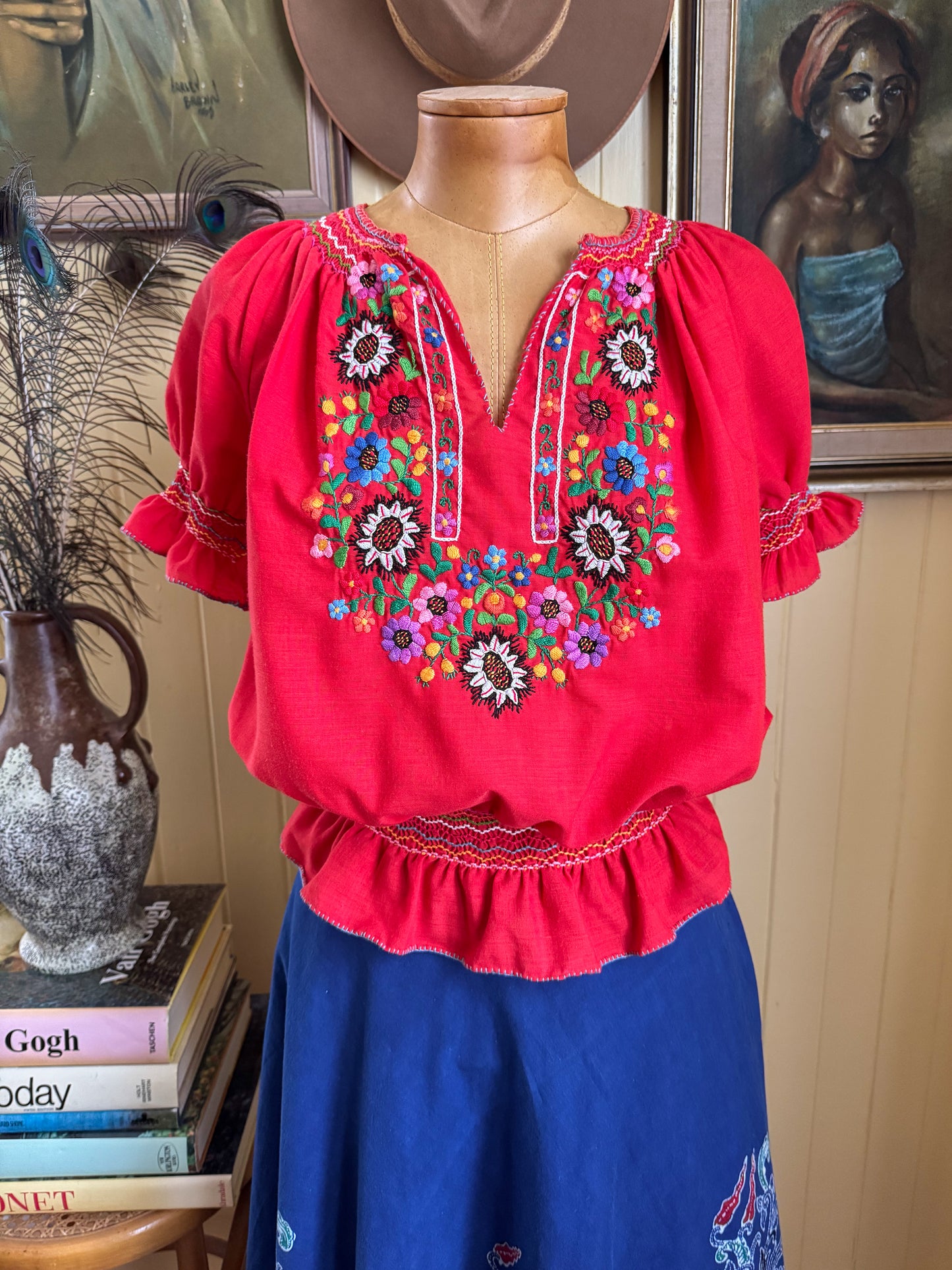 VINTAGE 1970S HUNGARIAN RED COTTON BLEND EMBROIDERED PEASANT BLOUSE S