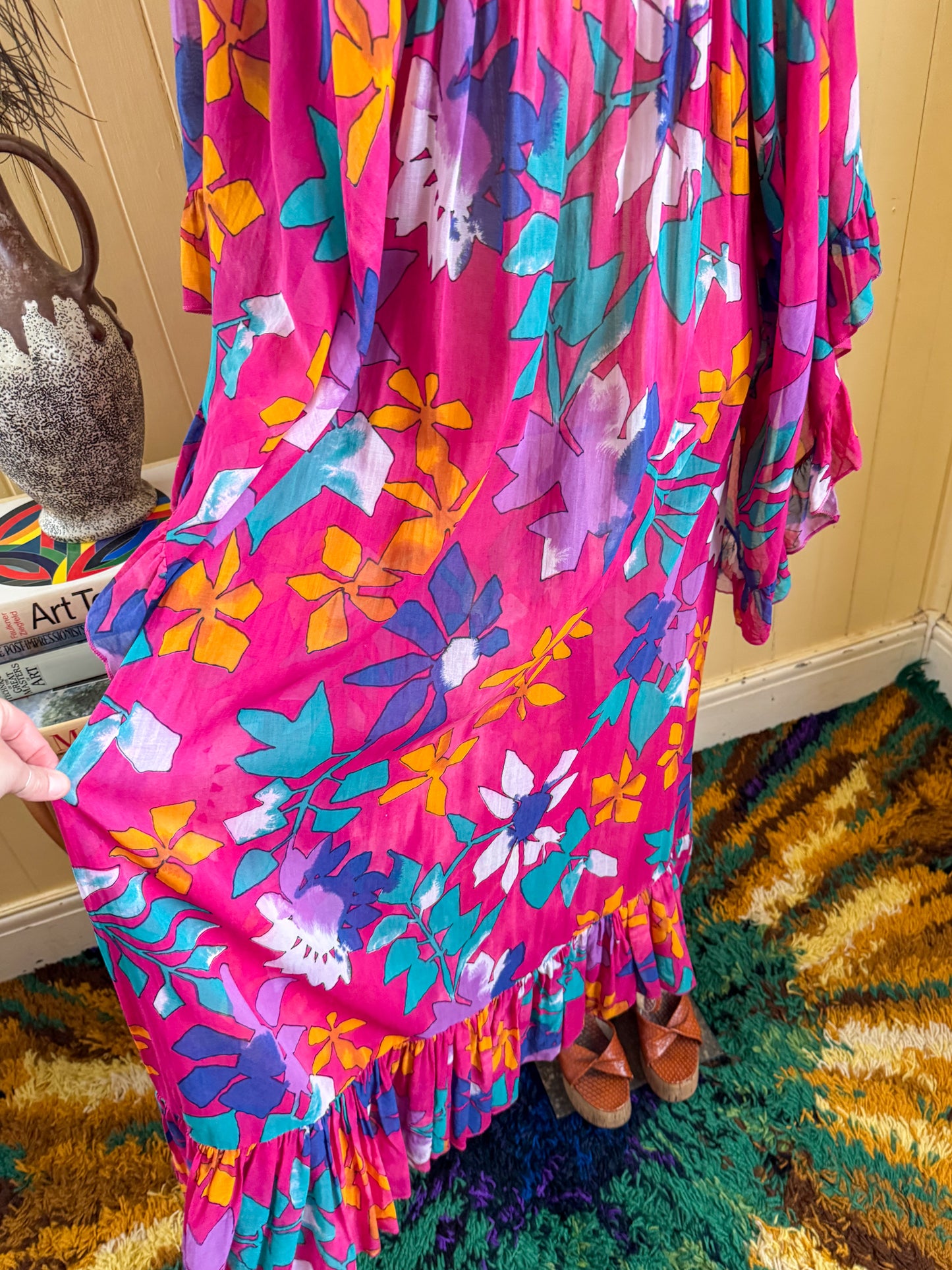 VINTAGE 1970S MISS JANTZEN FLORAL PRINT COTTON GAUZE ANGEL SLEEVE MAXI DRESS S/M/L
