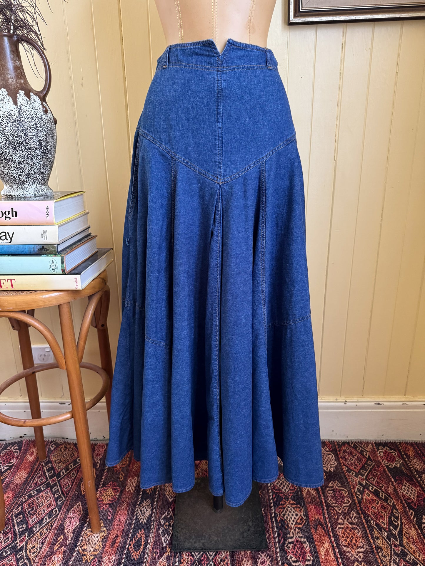 VINTAGE 1980S JAG DENIM HIGH WAISTED YOKE PLEATED MAXI SKIRT M