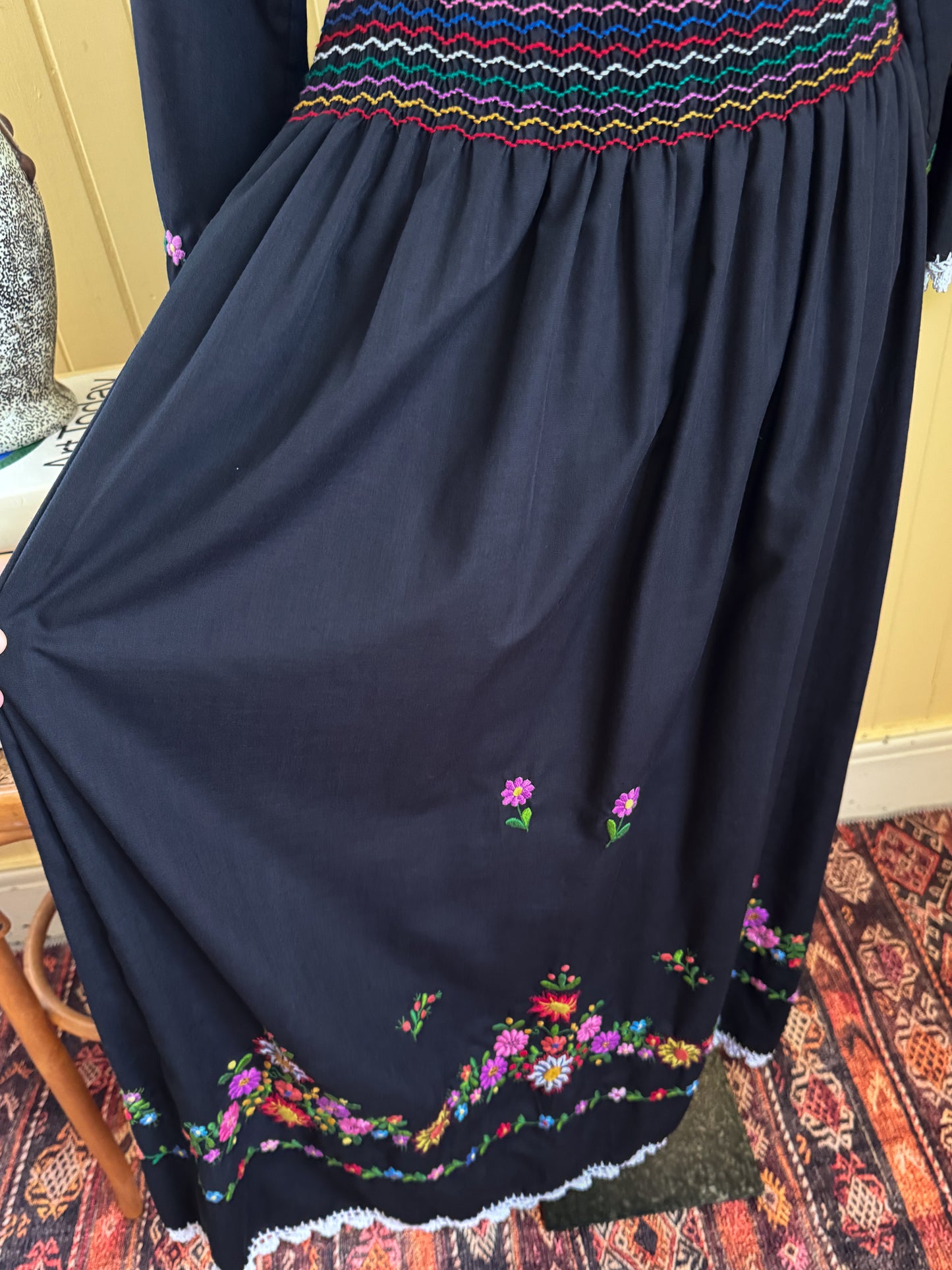 VINTAGE 1990S HUNGARIAN COTTON BLEND EMBROIDERED PEASANT MAXI DRESS S/M