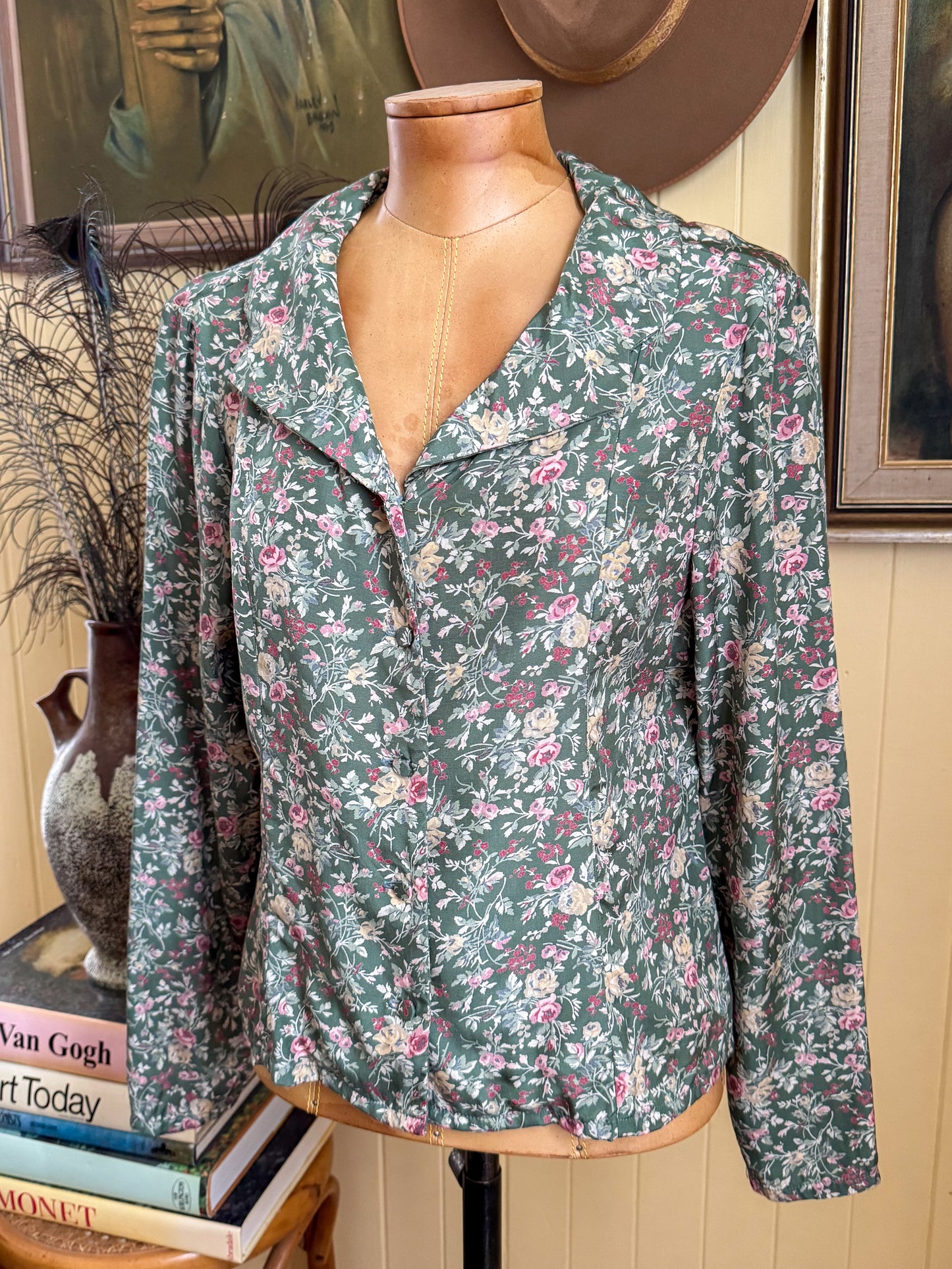 VINTAGE 1990S AUSTRALIAN LAURA ASHLEY VISCOSE BUTTON THROUGH FLORAL PRINT BLOUSE S/M