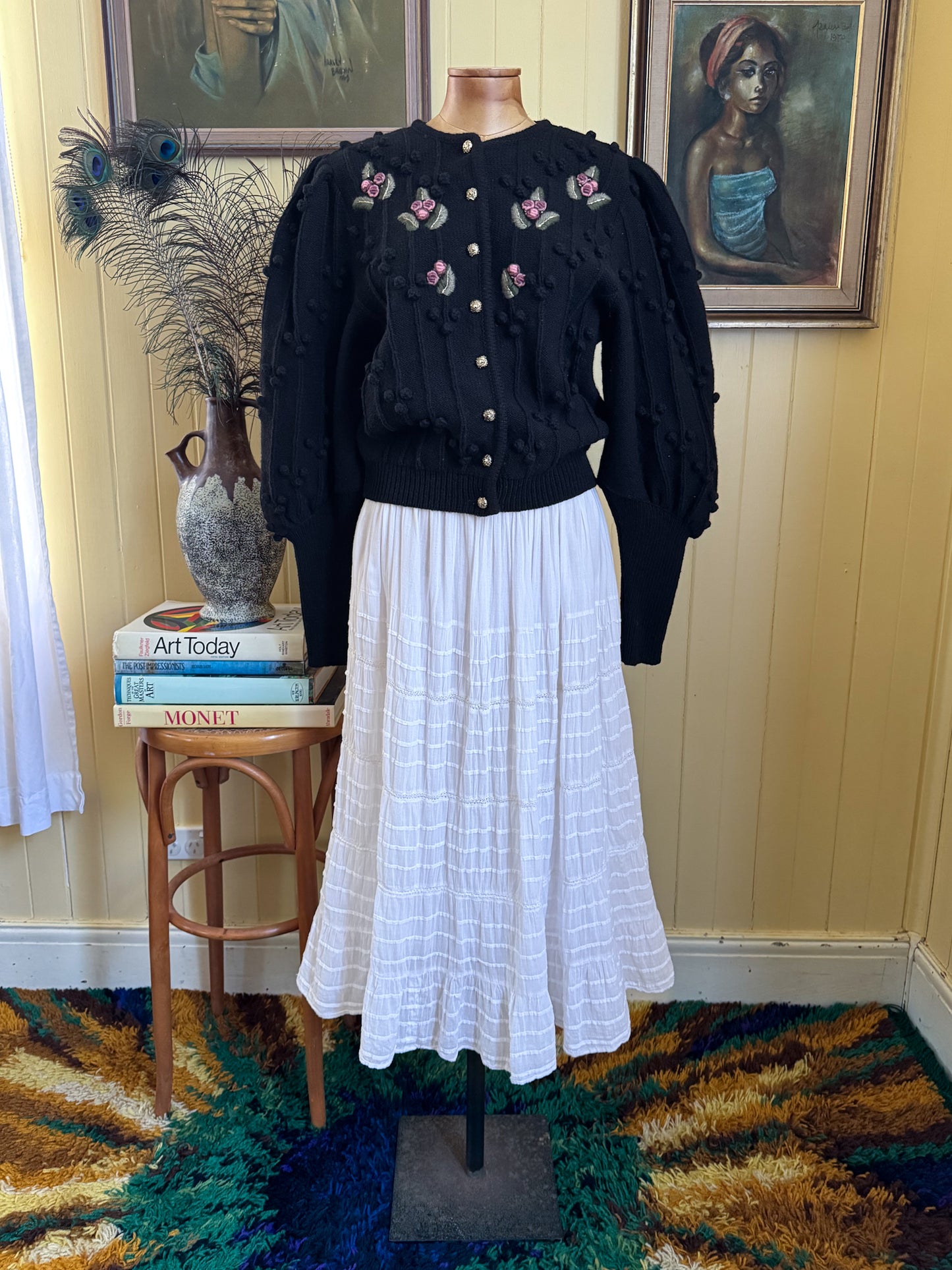 VINTAGE GERMAN WOOLLEN KNIT EMBROIDERED BOBBLE CARDIGAN JUMPER M