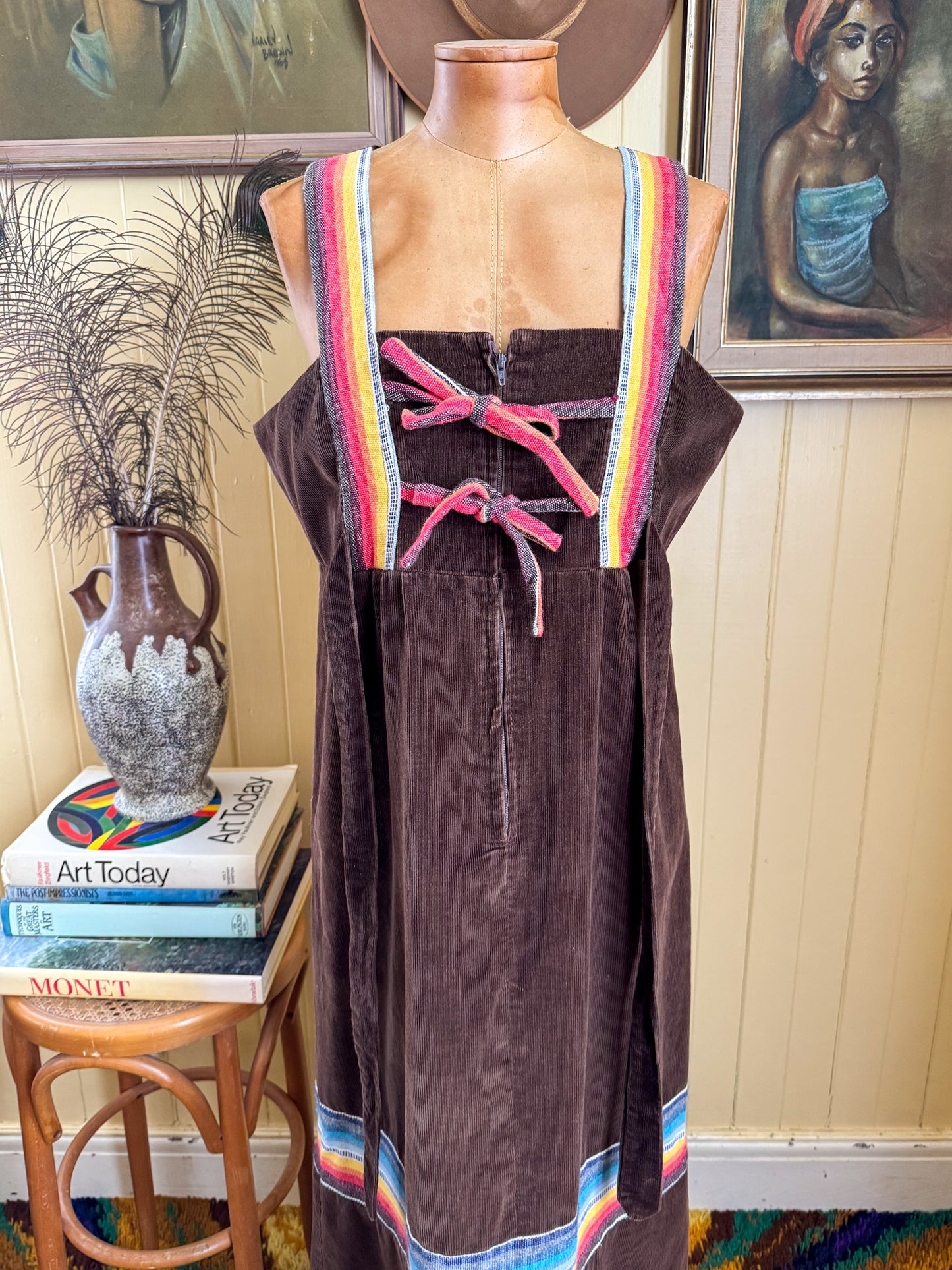 VINTAGE 1970S ENGLISH PRET A PORTER COTTON BLEND CORDUROY PINAFORE DRESS M/L