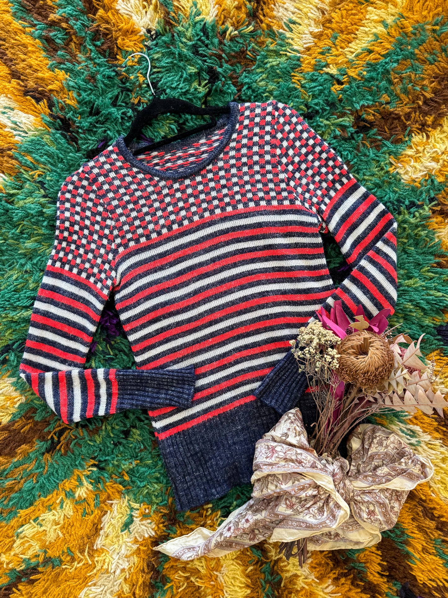 VINTAGE 1970S ANGORA BLEND KNITTED CHECK + STRIPE FITTED JUMPER XS