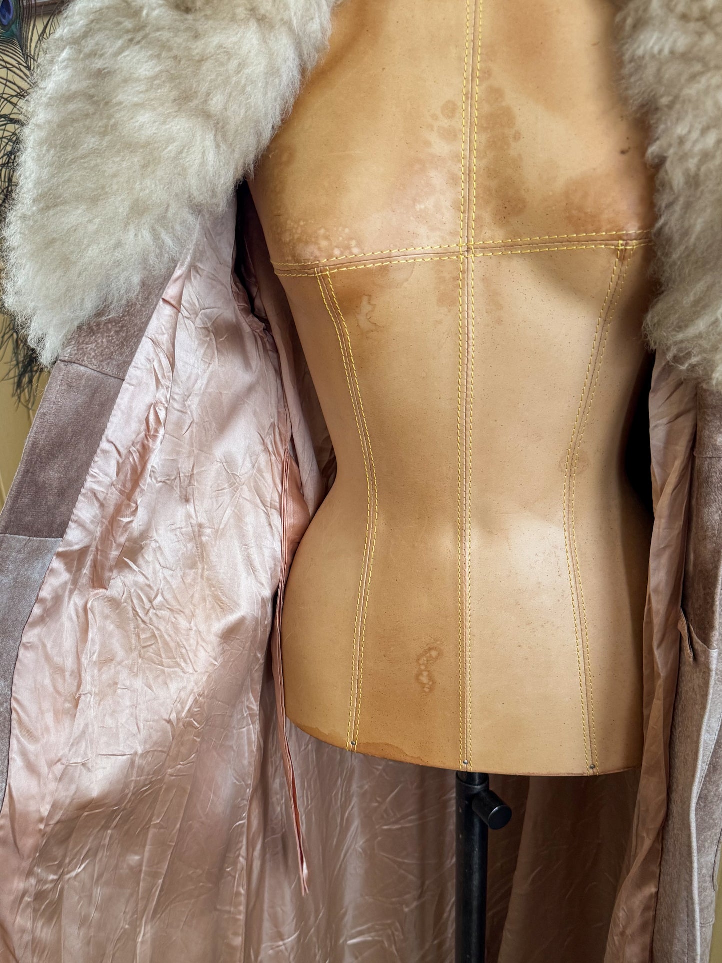 VINTAGE 1970S ENGLISH NATURAL SUEDE SHEEPSKIN LONGLINE WRAP COAT S/M