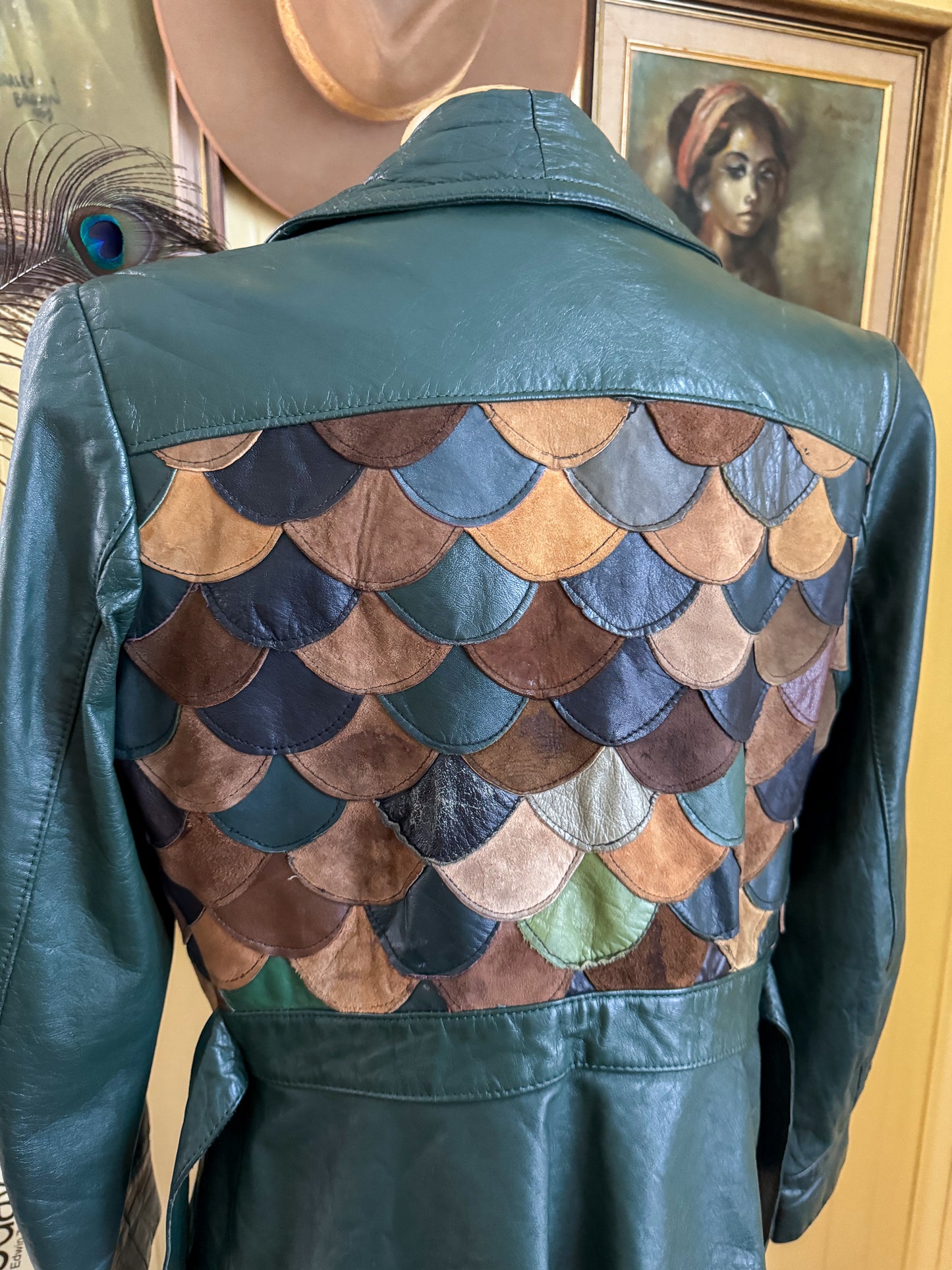 VINTAGE 1970S RARE KOREAN SCALLOPED PATCHWORK LEATHER JACKET S/M