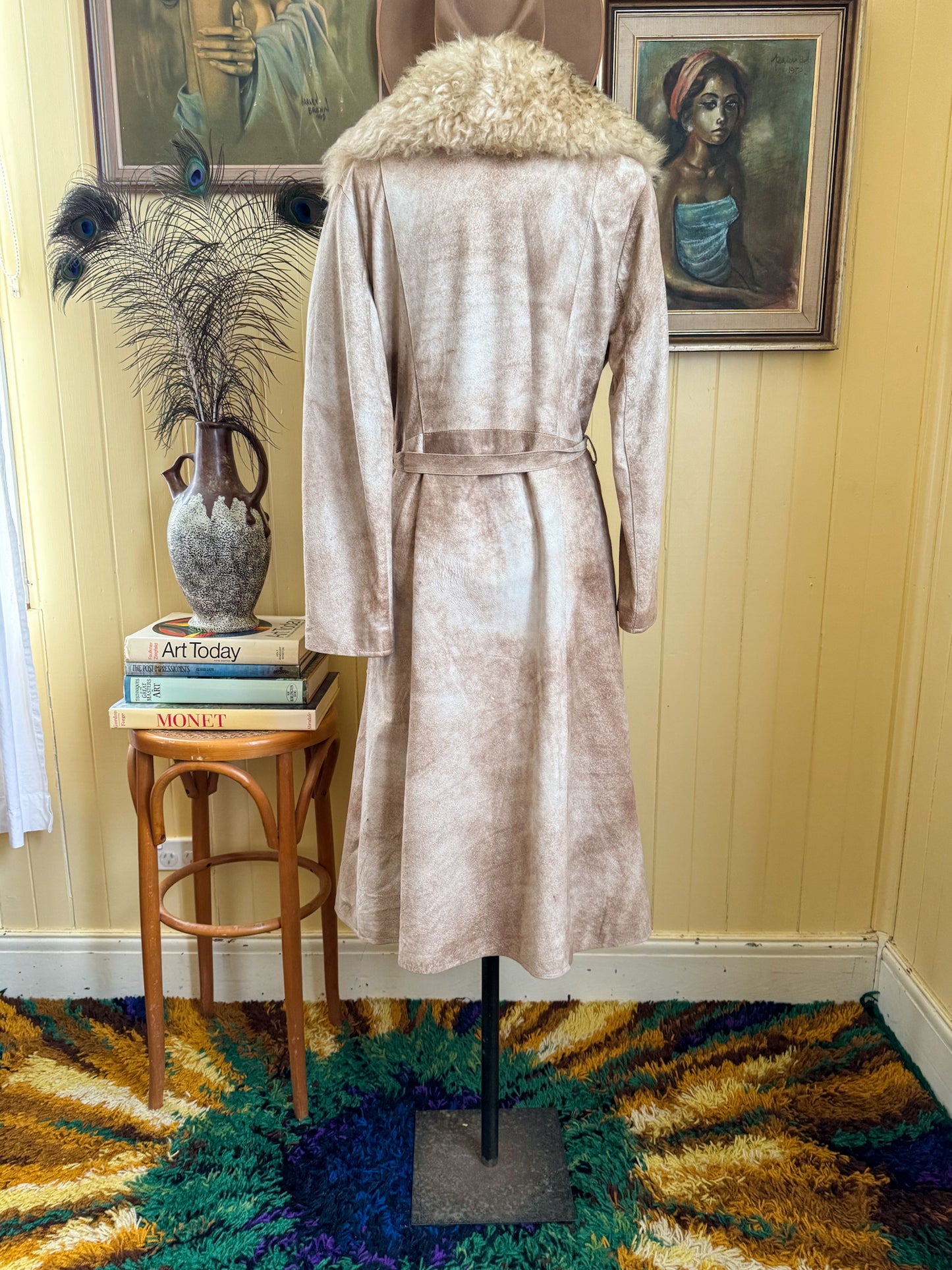 VINTAGE 1970S ENGLISH NATURAL SUEDE SHEEPSKIN LONGLINE WRAP COAT S/M