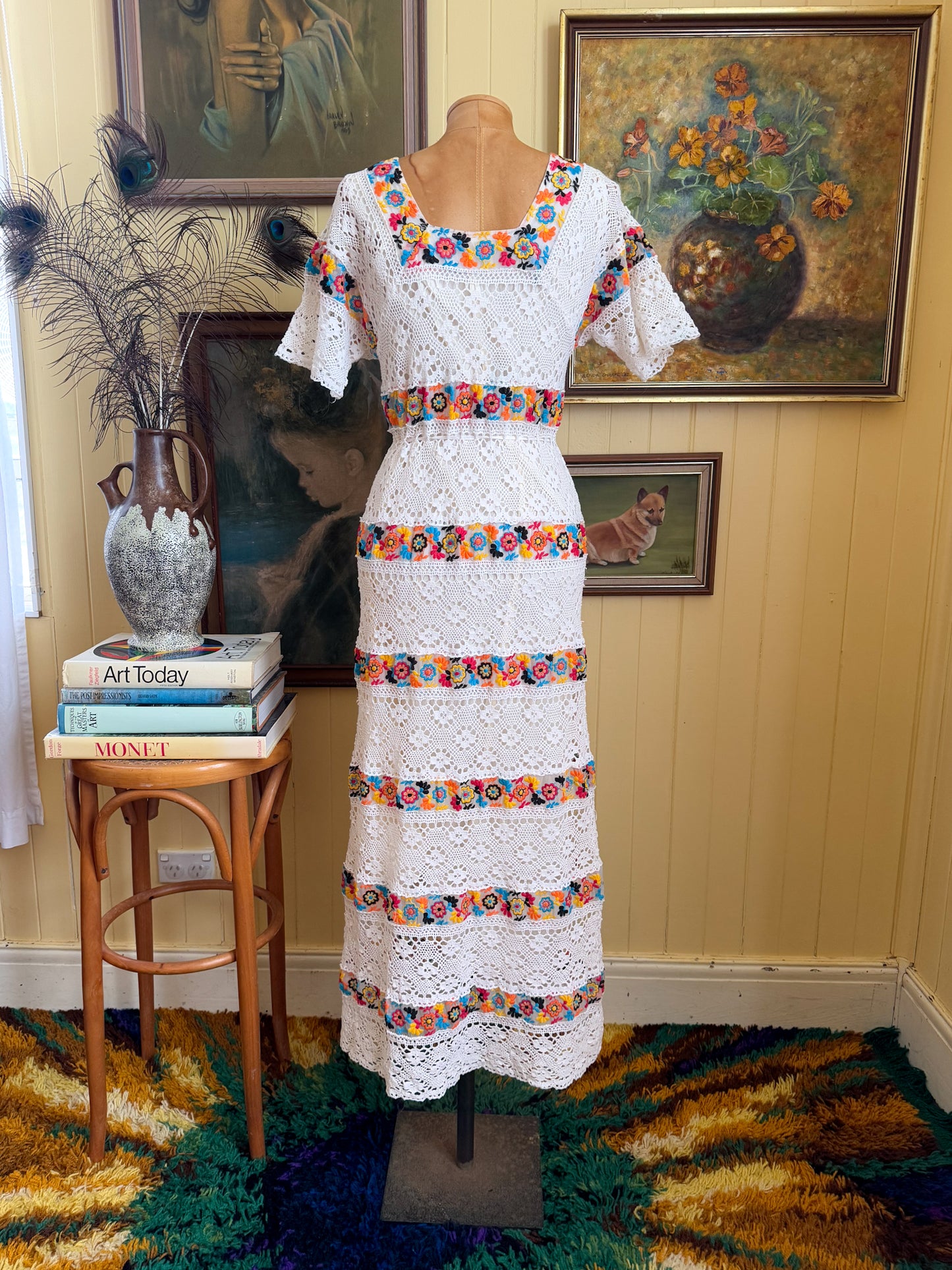 VINTAGE 1970S MEXICAN COTTON LACE AND EMBROIDERED TIERED MAXI DRESS S/M