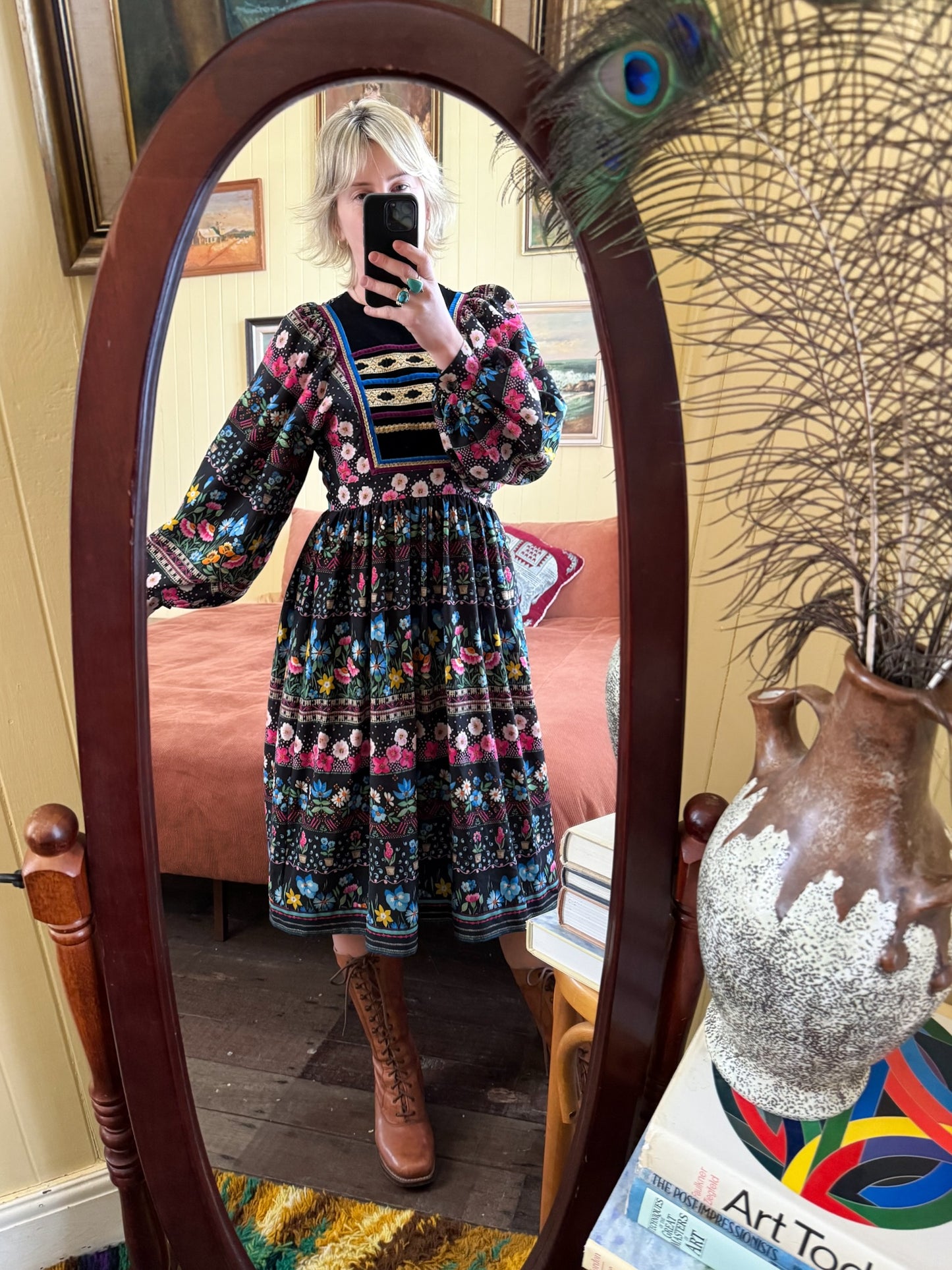 VINTAGE 1970S GERMAN LUCIE LINDEN WOOL BLEND FLORAL PRINT MIDI PEASANT DRESS XS
