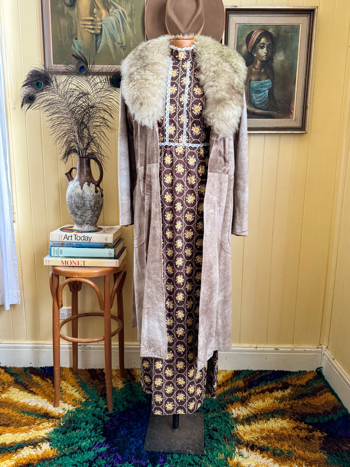 VINTAGE 1970S ENGLISH NATURAL SUEDE SHEEPSKIN LONGLINE WRAP COAT S/M