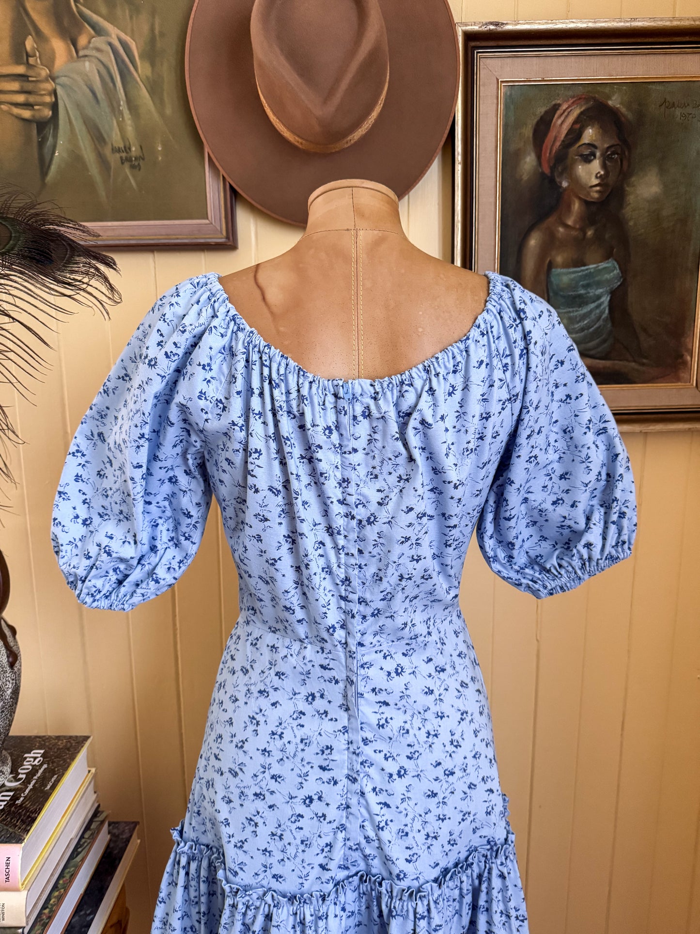 VINTAGE 1980S LAURA ASHLEY COTTON FLORAL + LOGO PRINT PEASANT DRESS XS/S