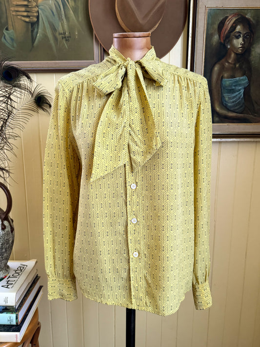 VINTAGE 1970S CELINE PARIS SILK GEOMETRIC PRINT PUSSY BOW BLOUSE M
