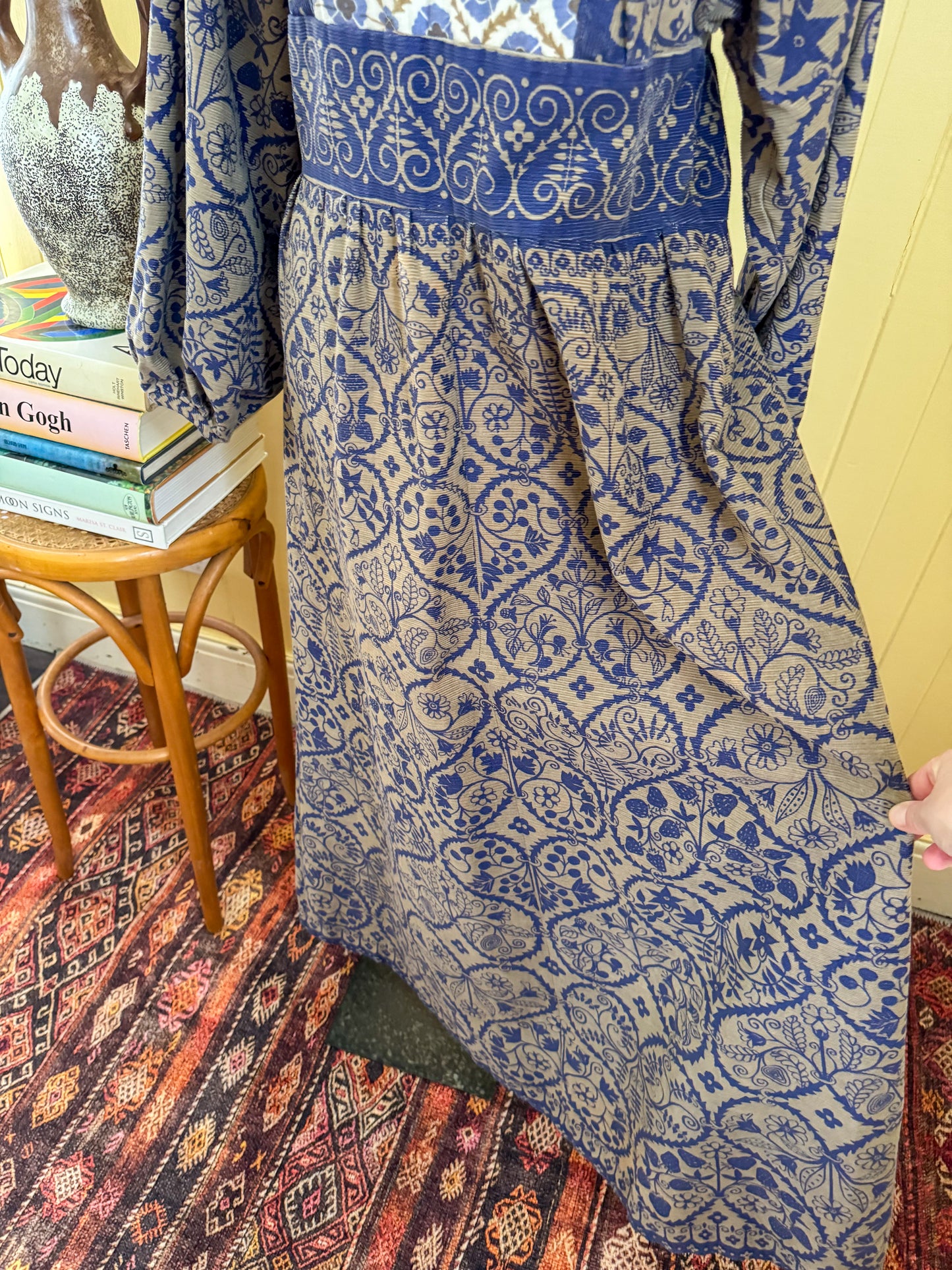 VINTAGE 1970S COTTON CORDUROY PRINTED MAXI PEASANT DRESS M