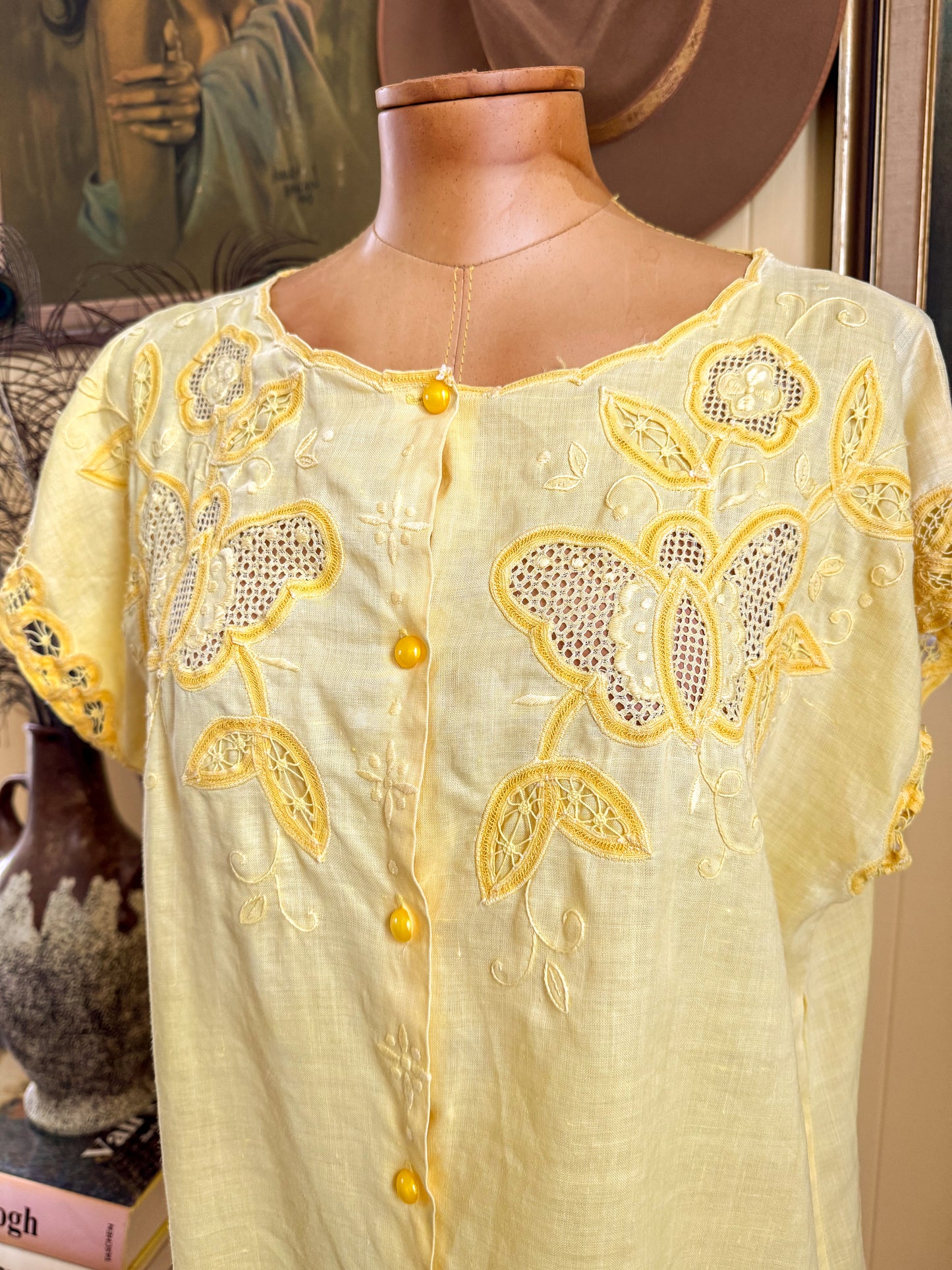 VINTAGE 1990S LINEN BLEND EMBROIDERED CUTOUT BUTTON THROUGH BLOUSE M