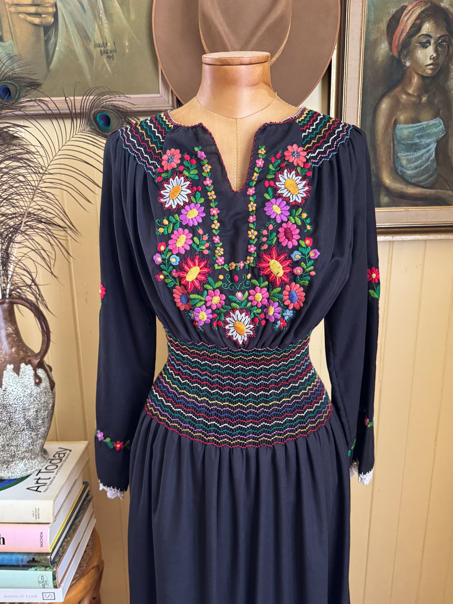 VINTAGE 1990S HUNGARIAN COTTON BLEND EMBROIDERED PEASANT MAXI DRESS S/M