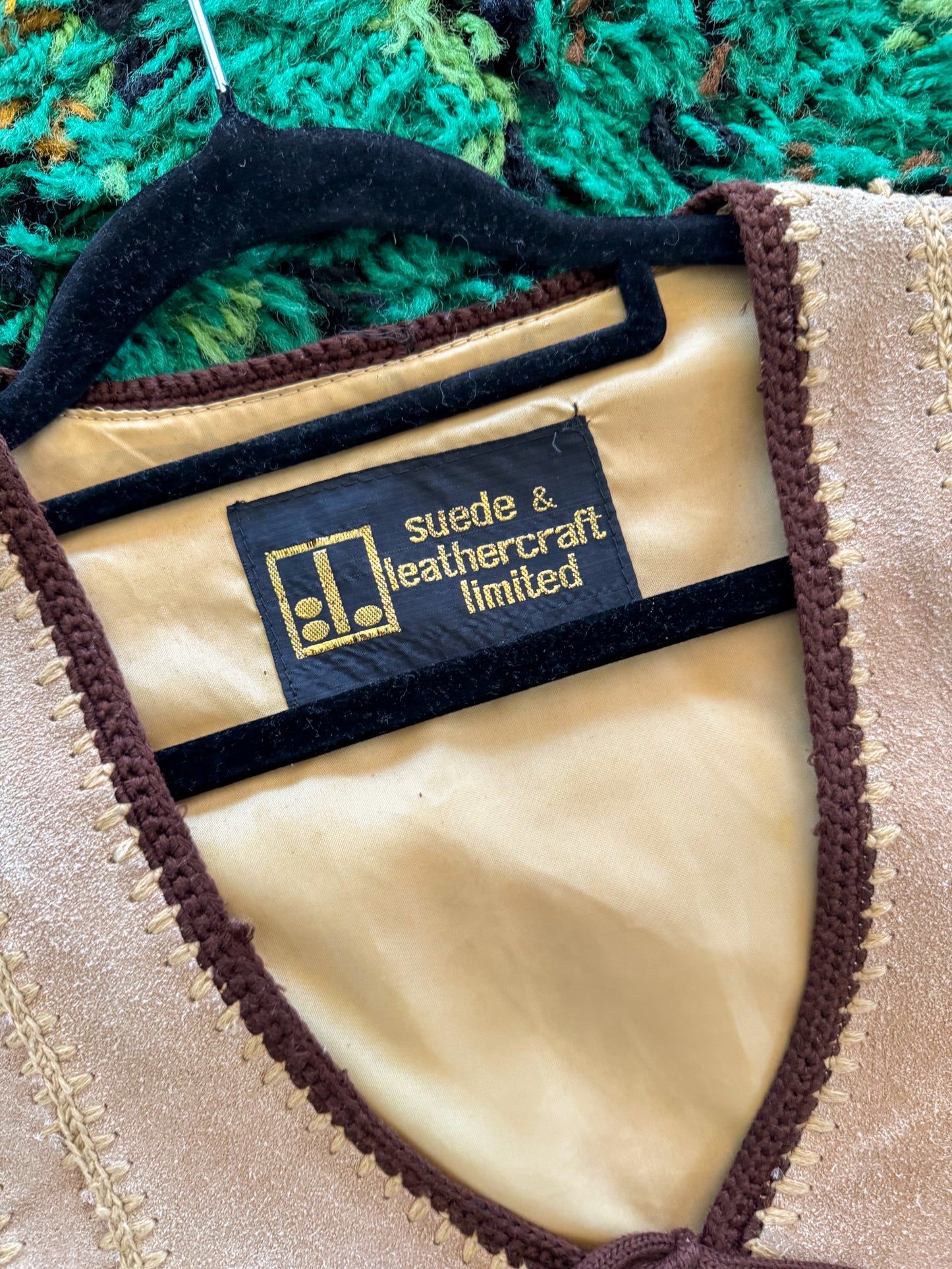 VINTAGE 1970S LEATHERCRAFT TAUPE SUEDE BLANKET STITCH TIE WAISTCOAT VEST S